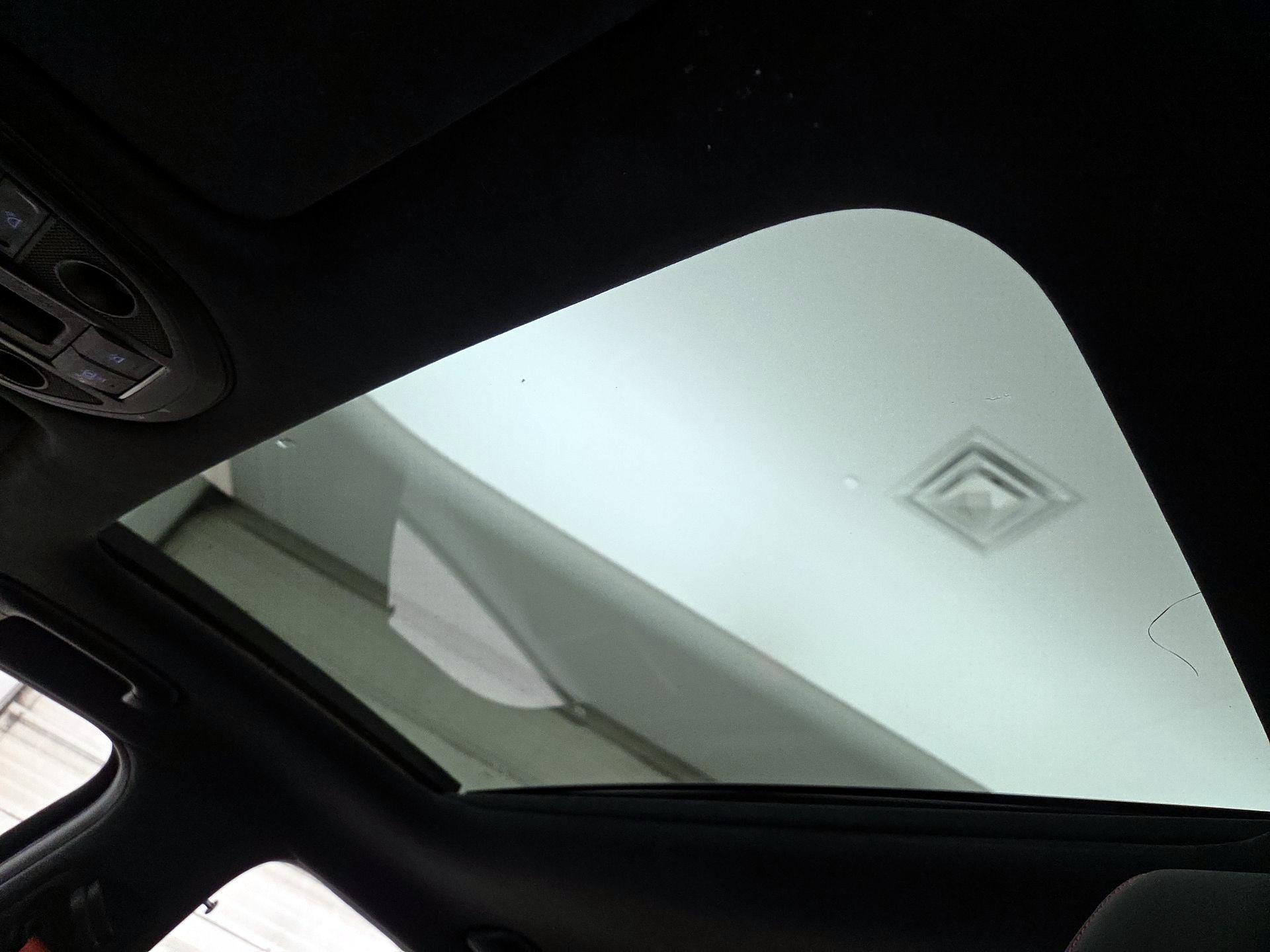 Thumbnail: 2023 Genesis G70 - 20