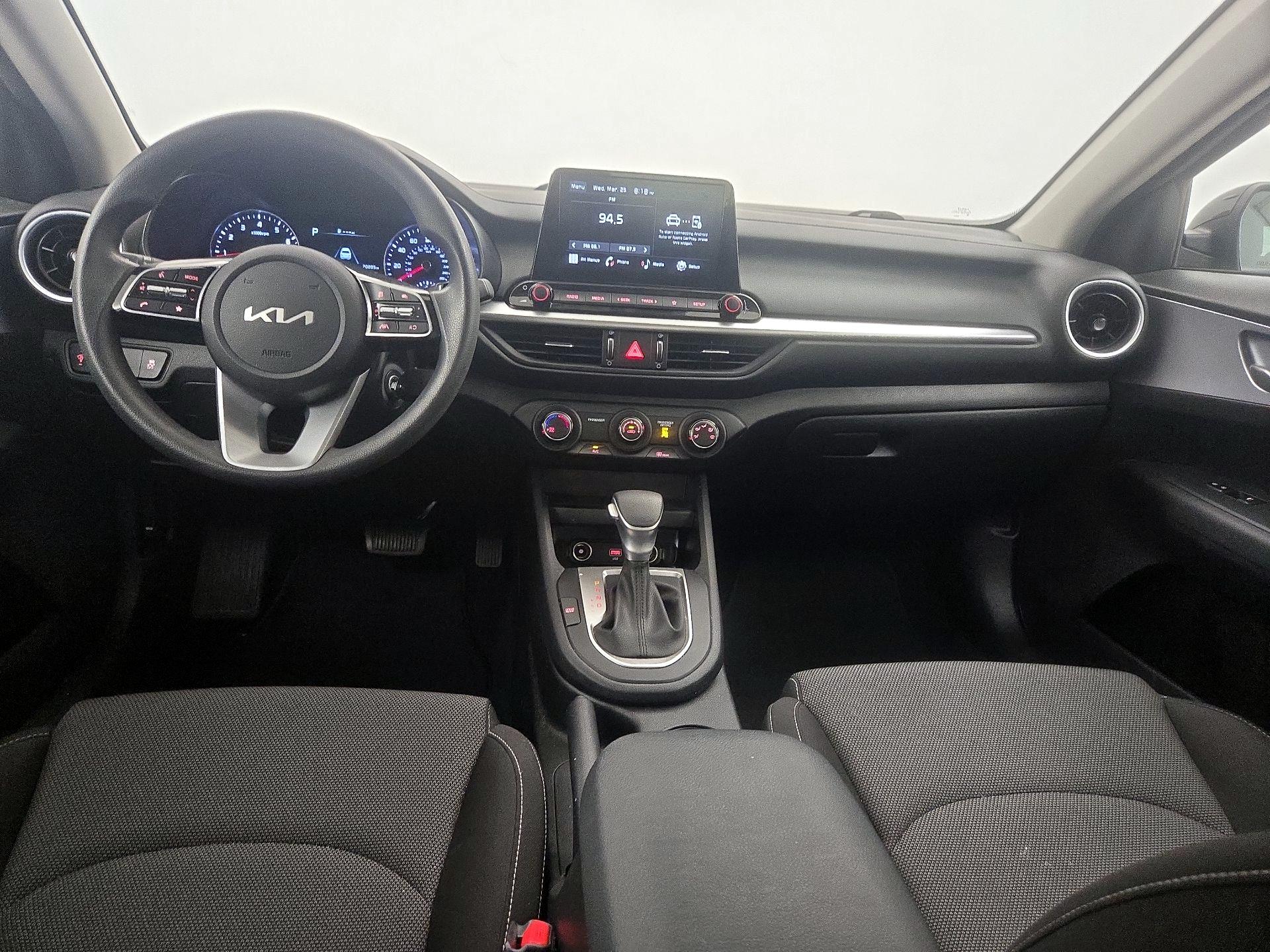 Thumbnail: 2023 Kia Forte - 9