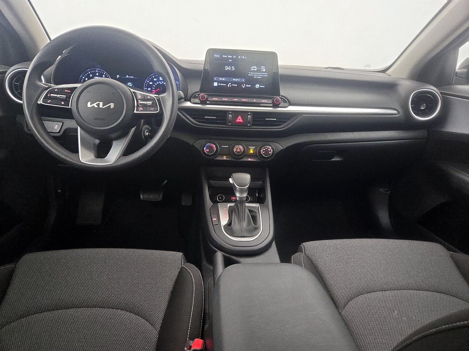 2023 Kia Forte LXS - Photo 12
