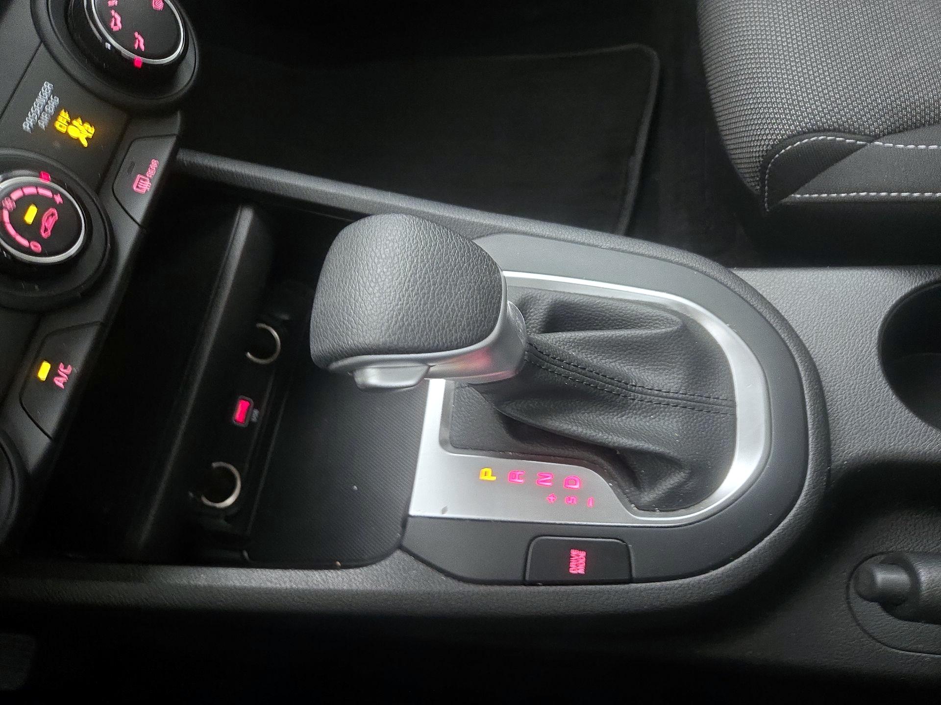 Thumbnail: 2023 Kia Forte - 17