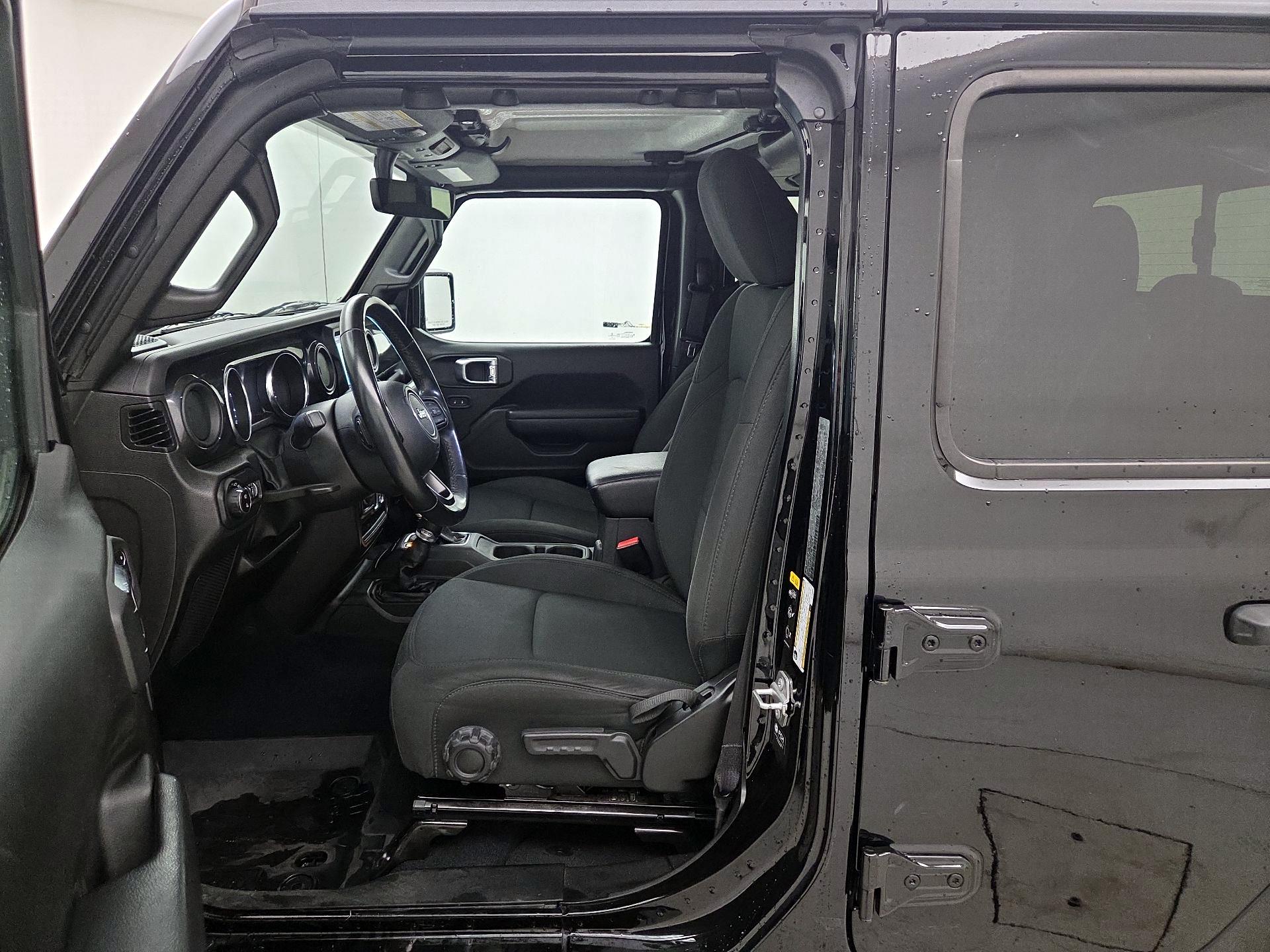 Thumbnail: 2022 Jeep Gladiator - 11