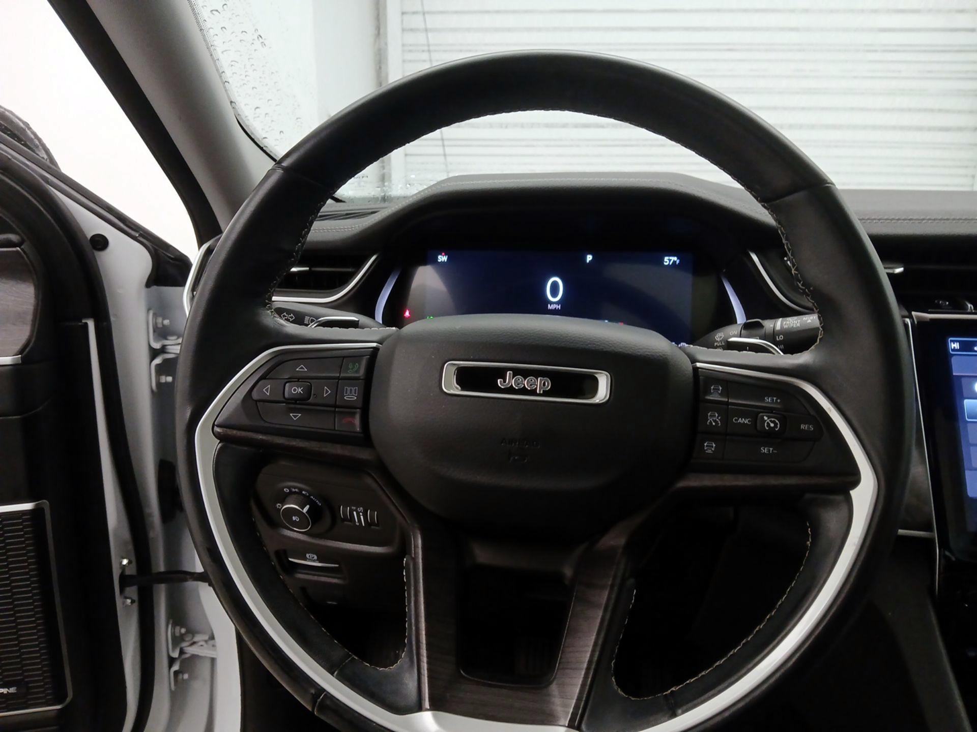 Thumbnail: 2021 Jeep Grand Cherokee L - 10