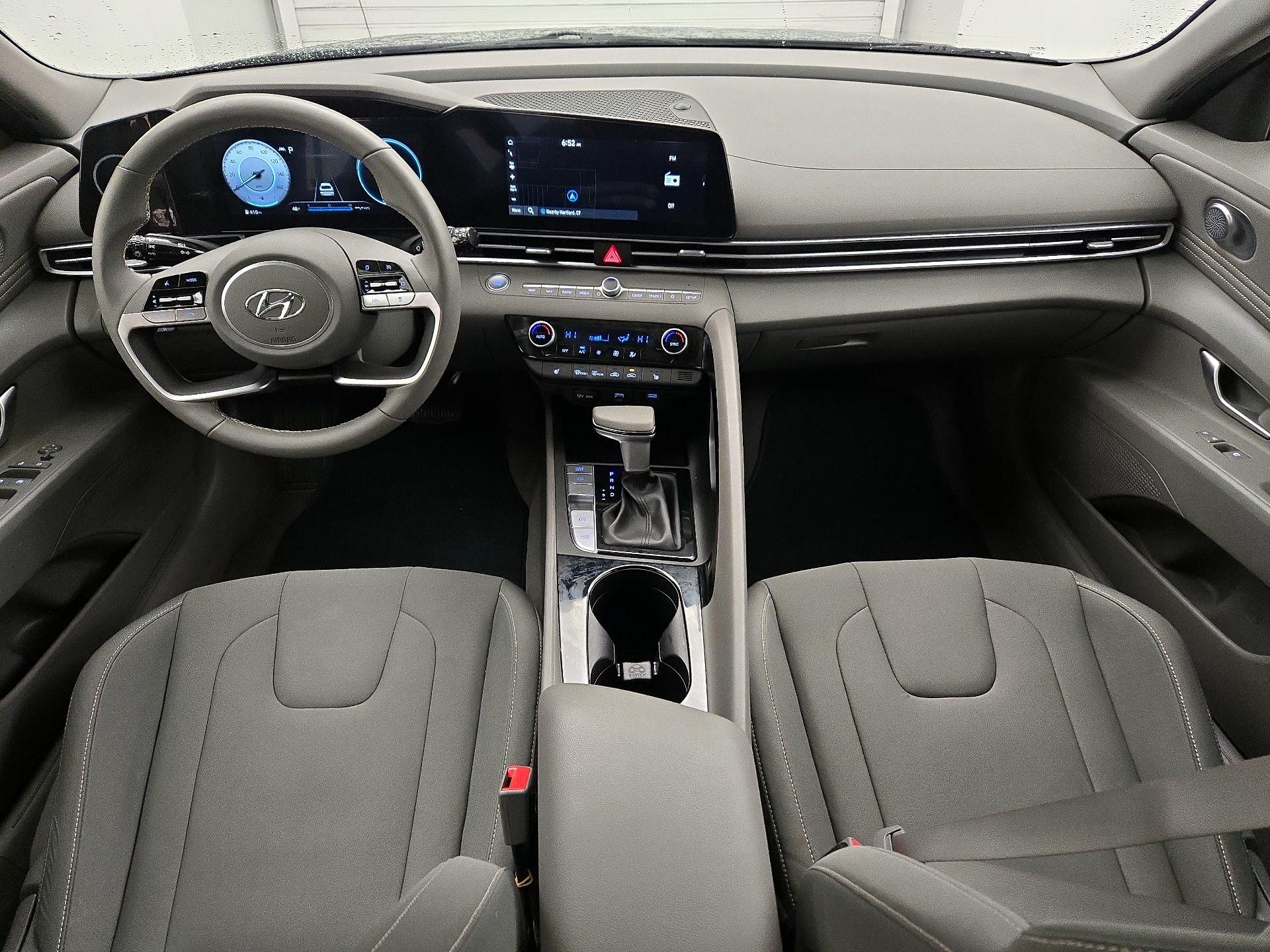 Thumbnail: 2023 Hyundai Elantra - 9