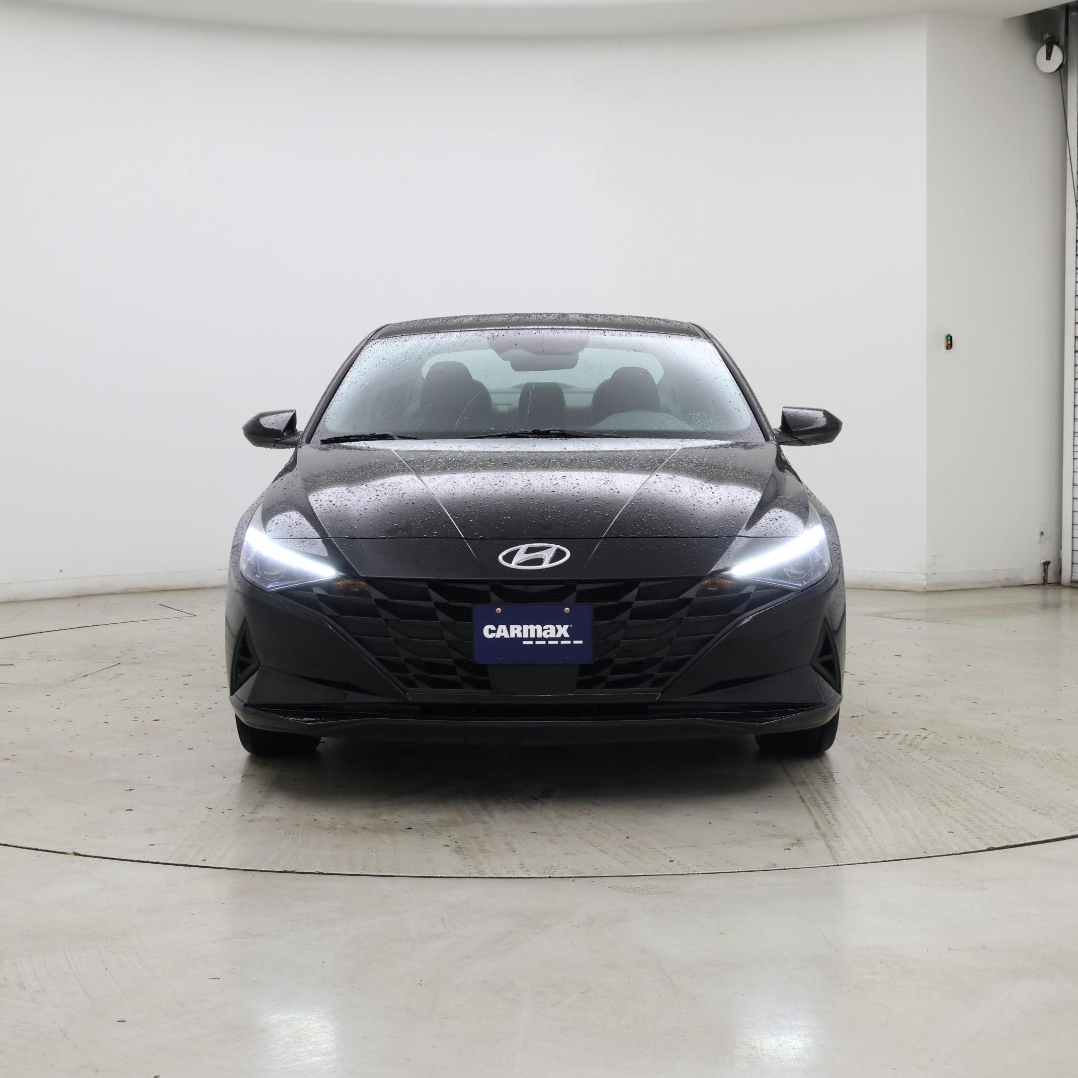 Thumbnail: 2023 Hyundai Elantra - 5