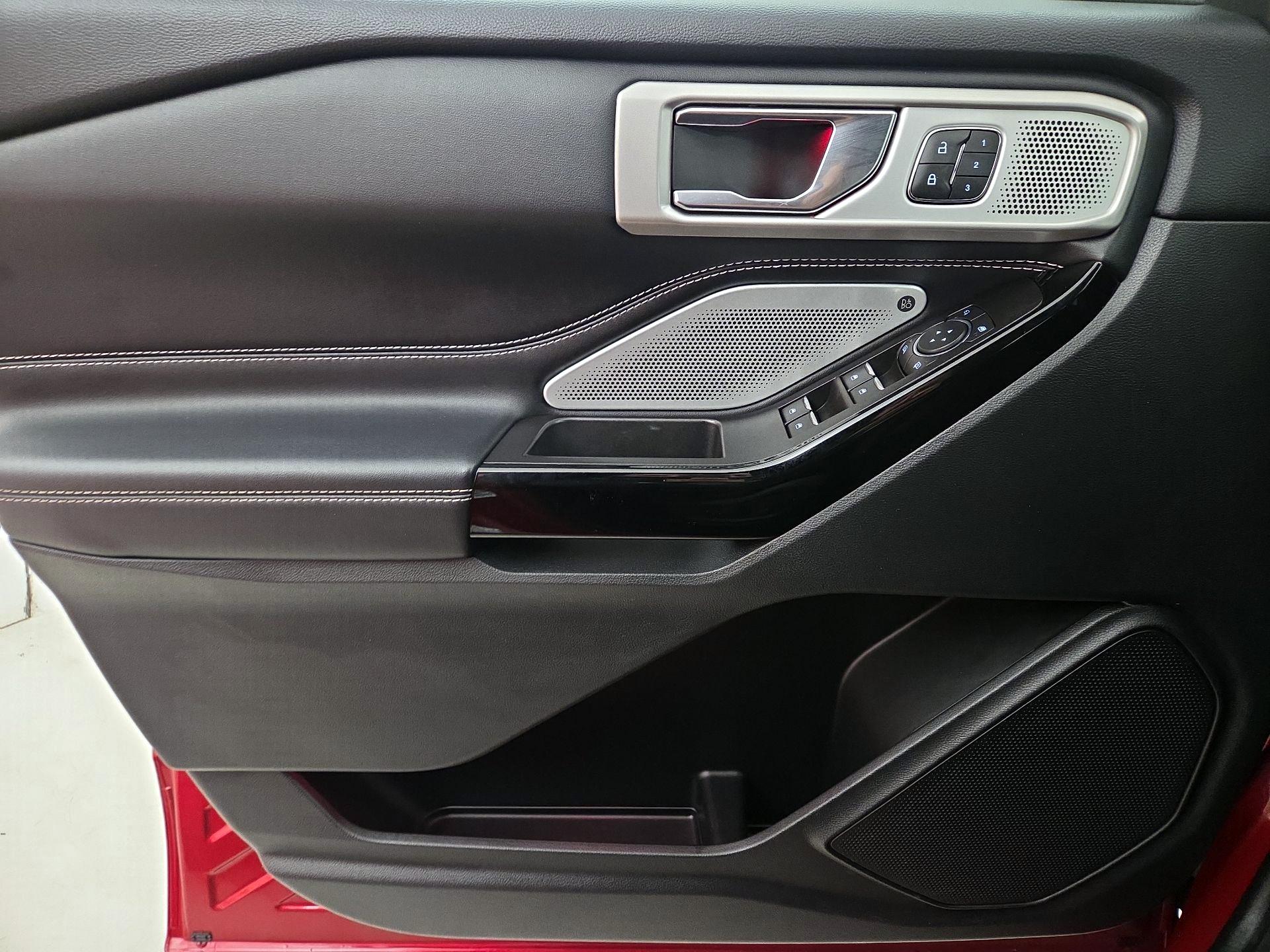 Thumbnail: 2022 Ford Explorer - 12