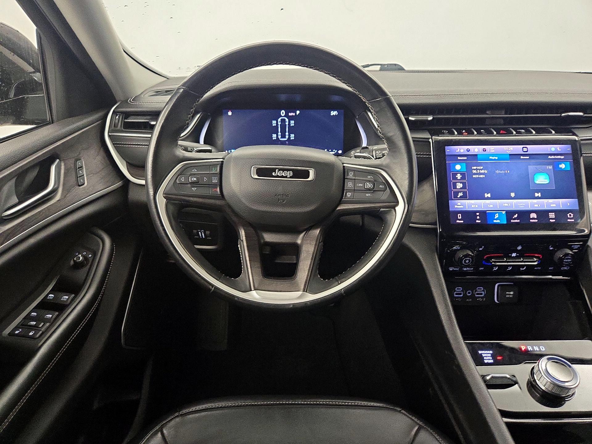 Thumbnail: 2022 Jeep Grand Cherokee - 10