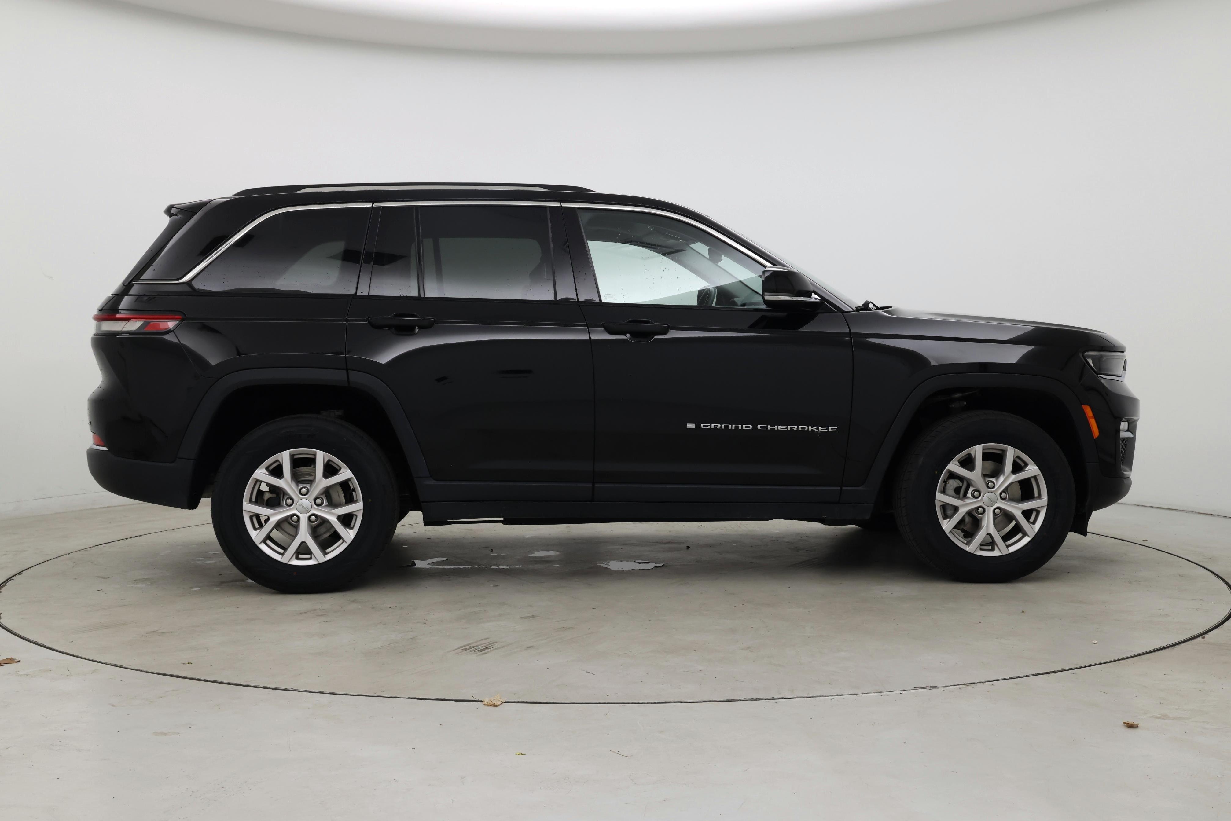 Thumbnail: 2022 Jeep Grand Cherokee - 7