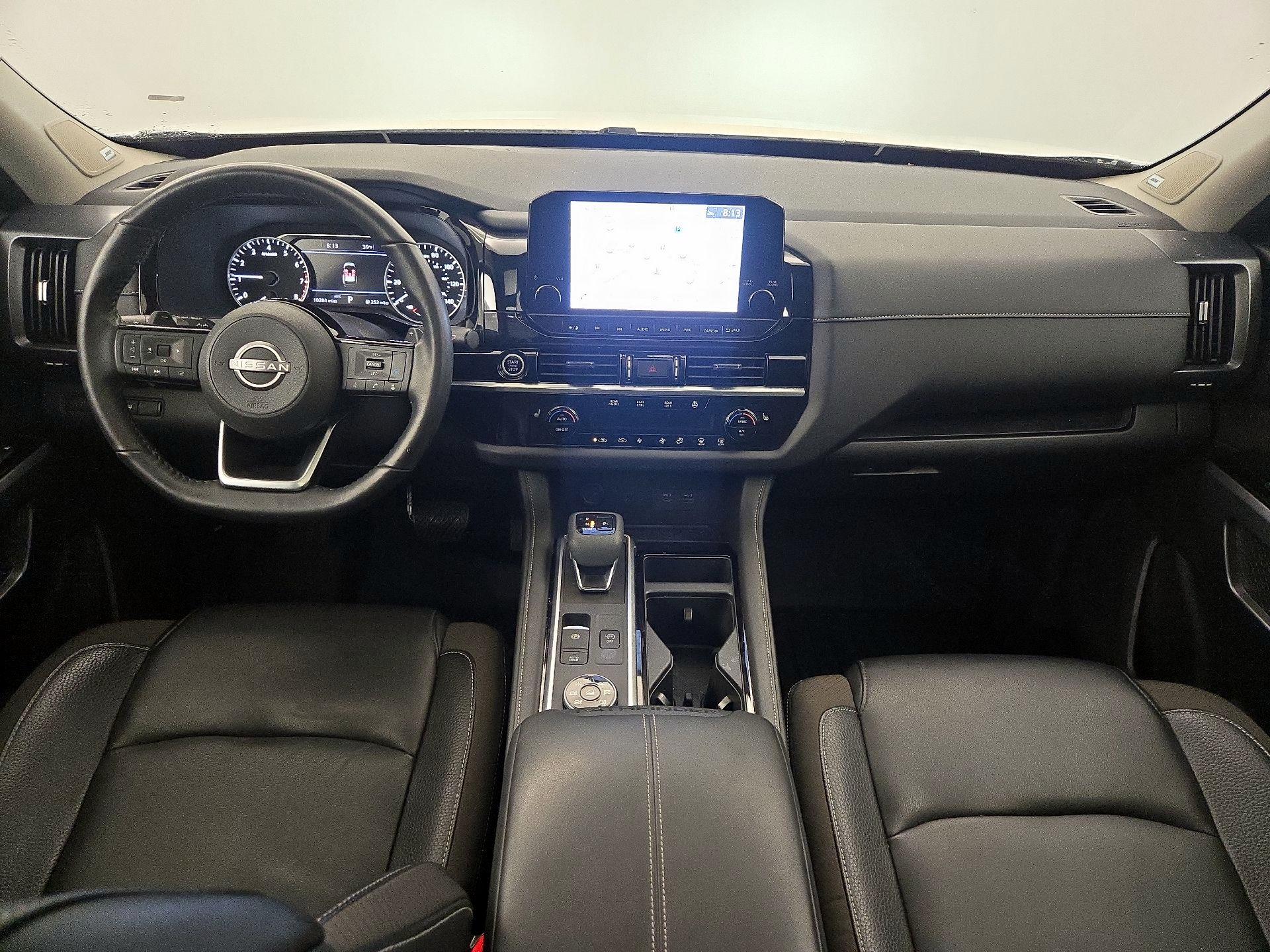 Thumbnail: 2023 Nissan Pathfinder - 9