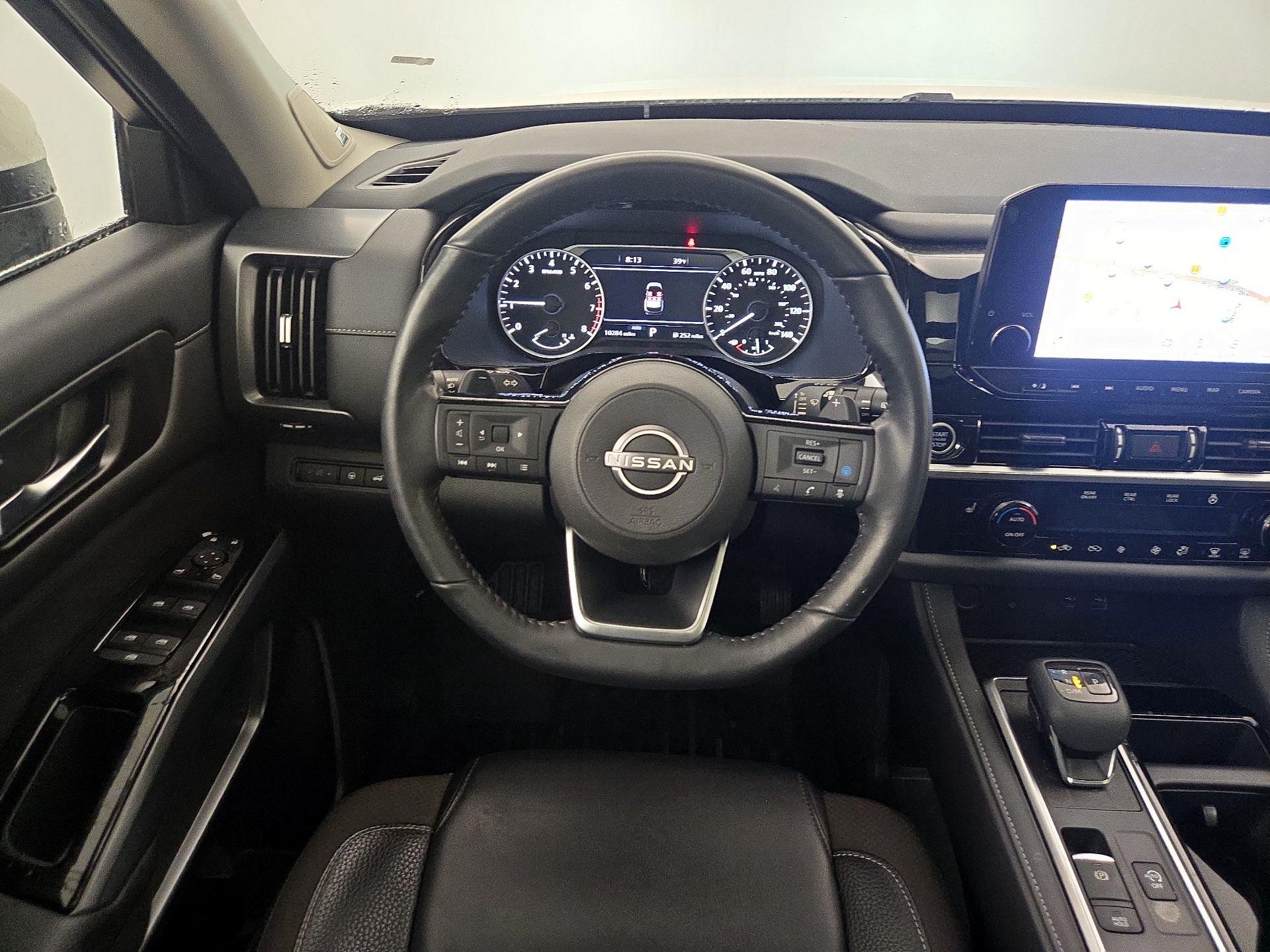 Thumbnail: 2023 Nissan Pathfinder - 10