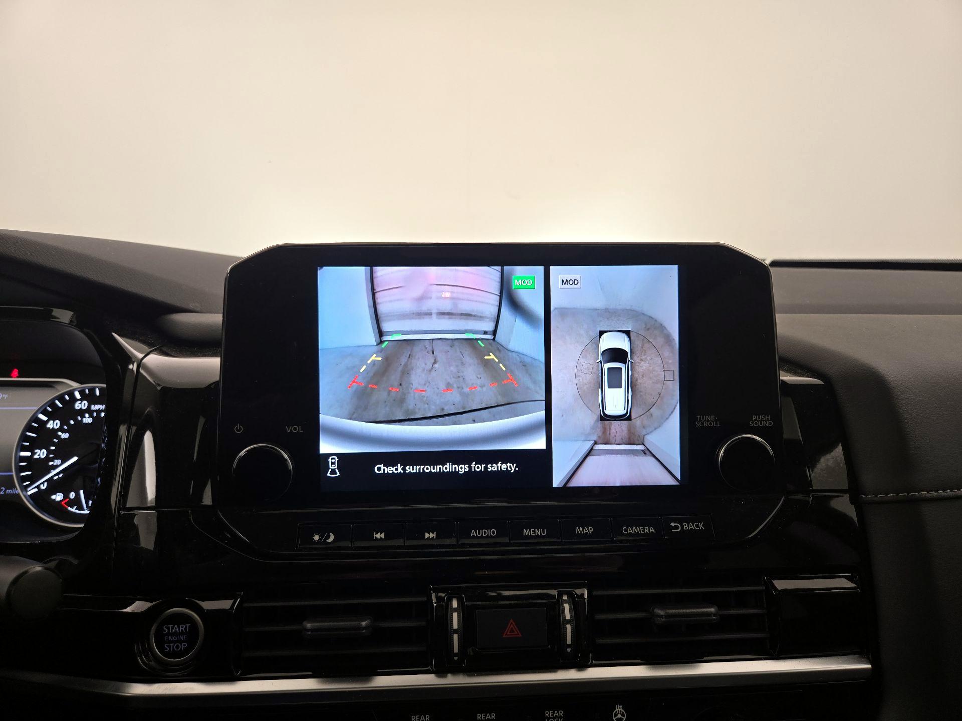 Thumbnail: 2023 Nissan Pathfinder - 15