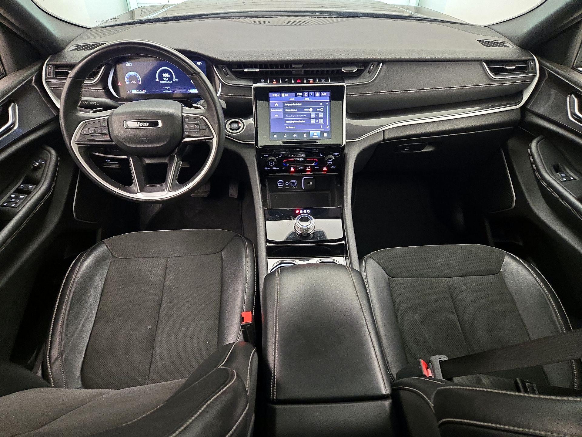Thumbnail: 2022 Jeep Grand Cherokee - 9