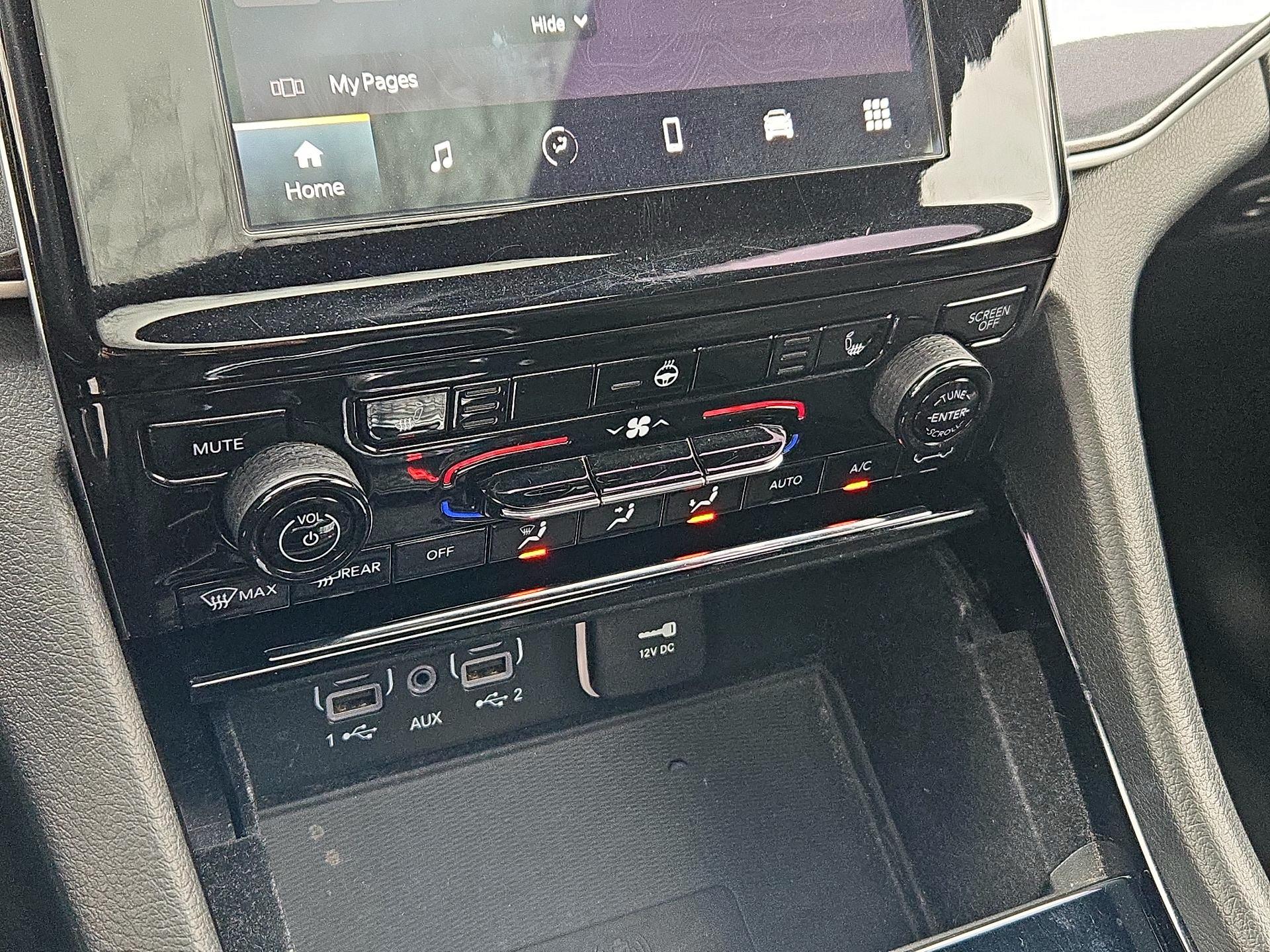 Thumbnail: 2022 Jeep Grand Cherokee - 16