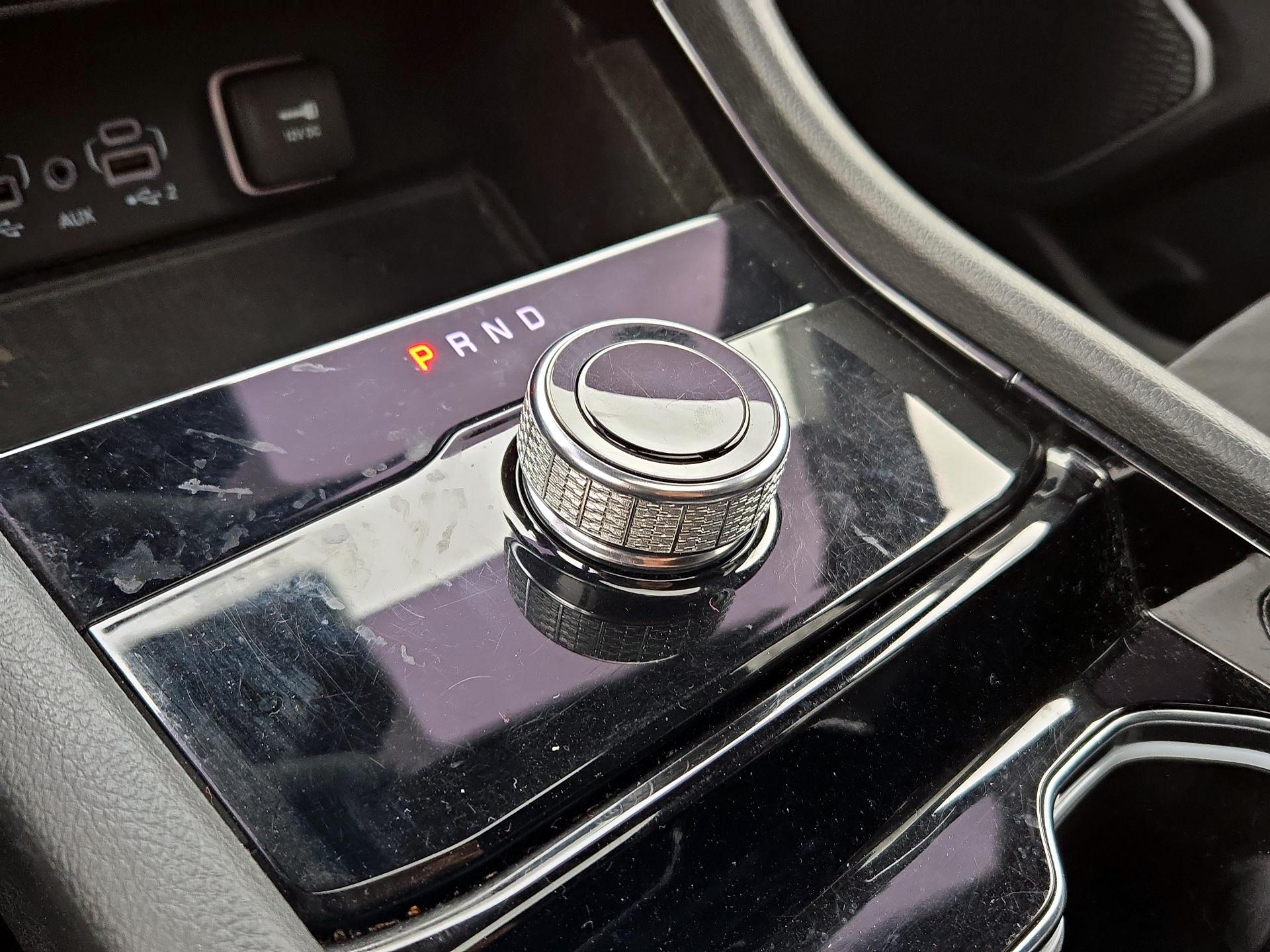 Thumbnail: 2022 Jeep Grand Cherokee - 17