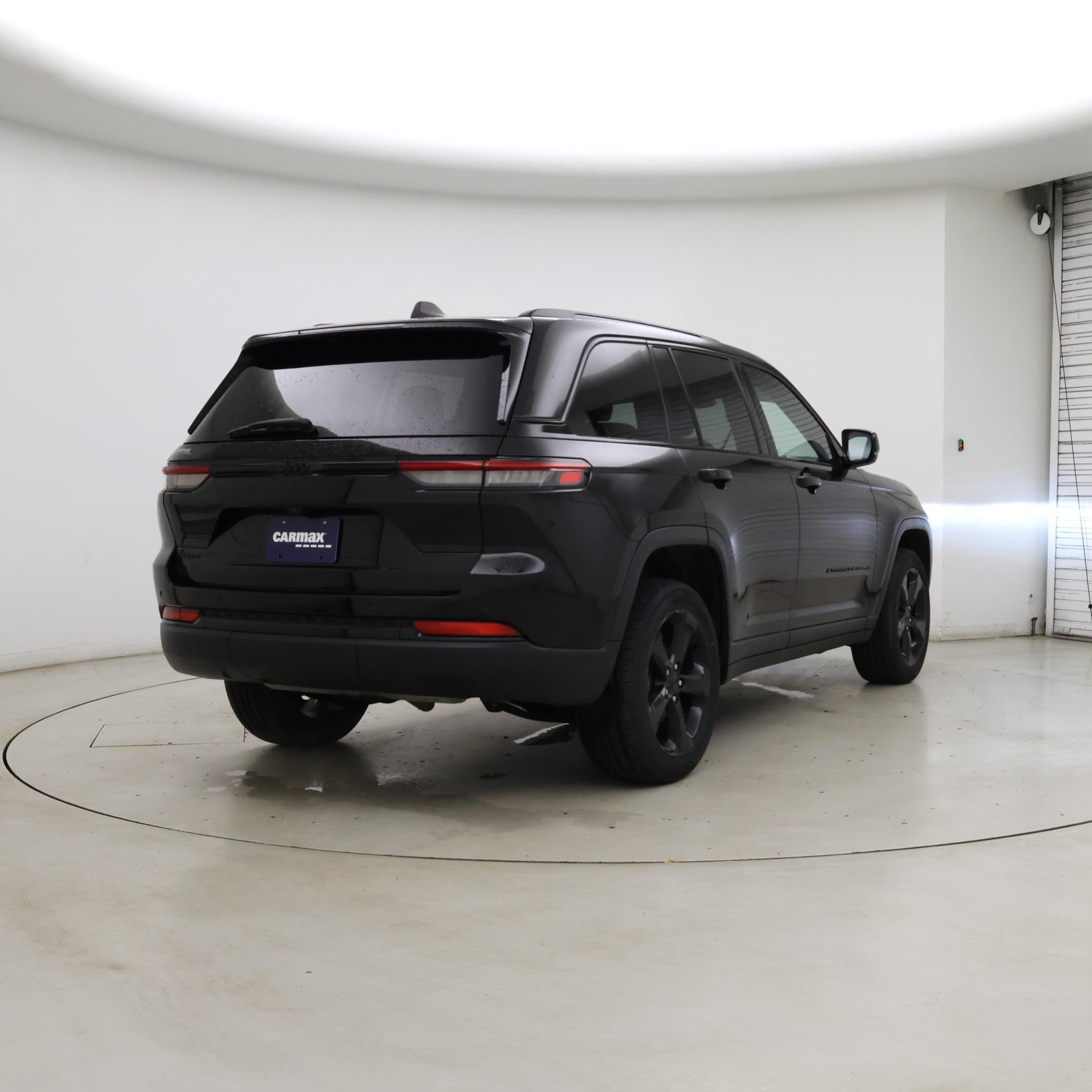 Thumbnail: 2022 Jeep Grand Cherokee - 8