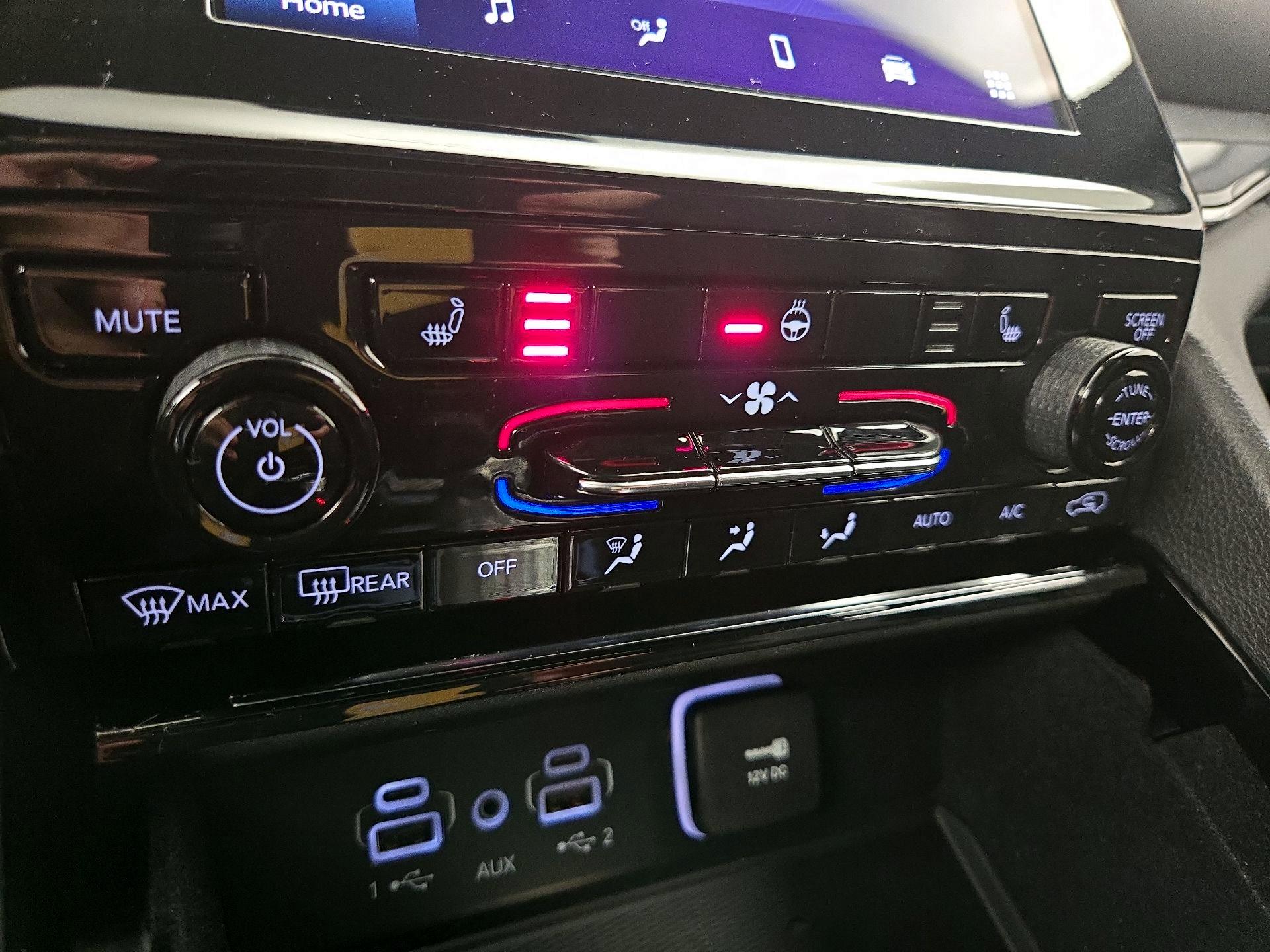 Thumbnail: 2022 Jeep Grand Cherokee - 16