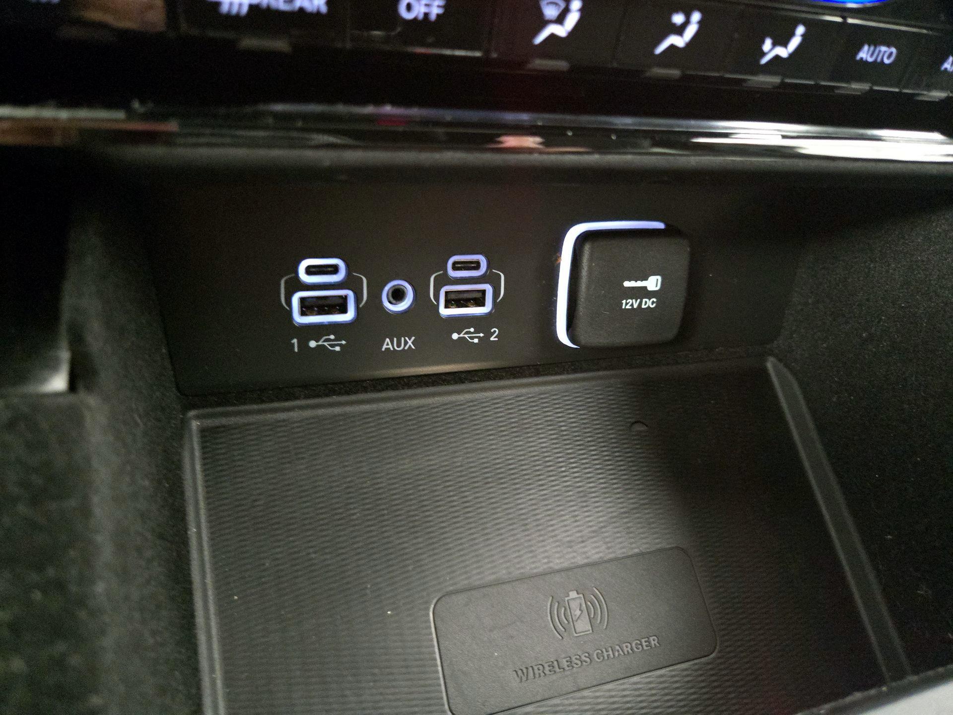 Thumbnail: 2022 Jeep Grand Cherokee - 18