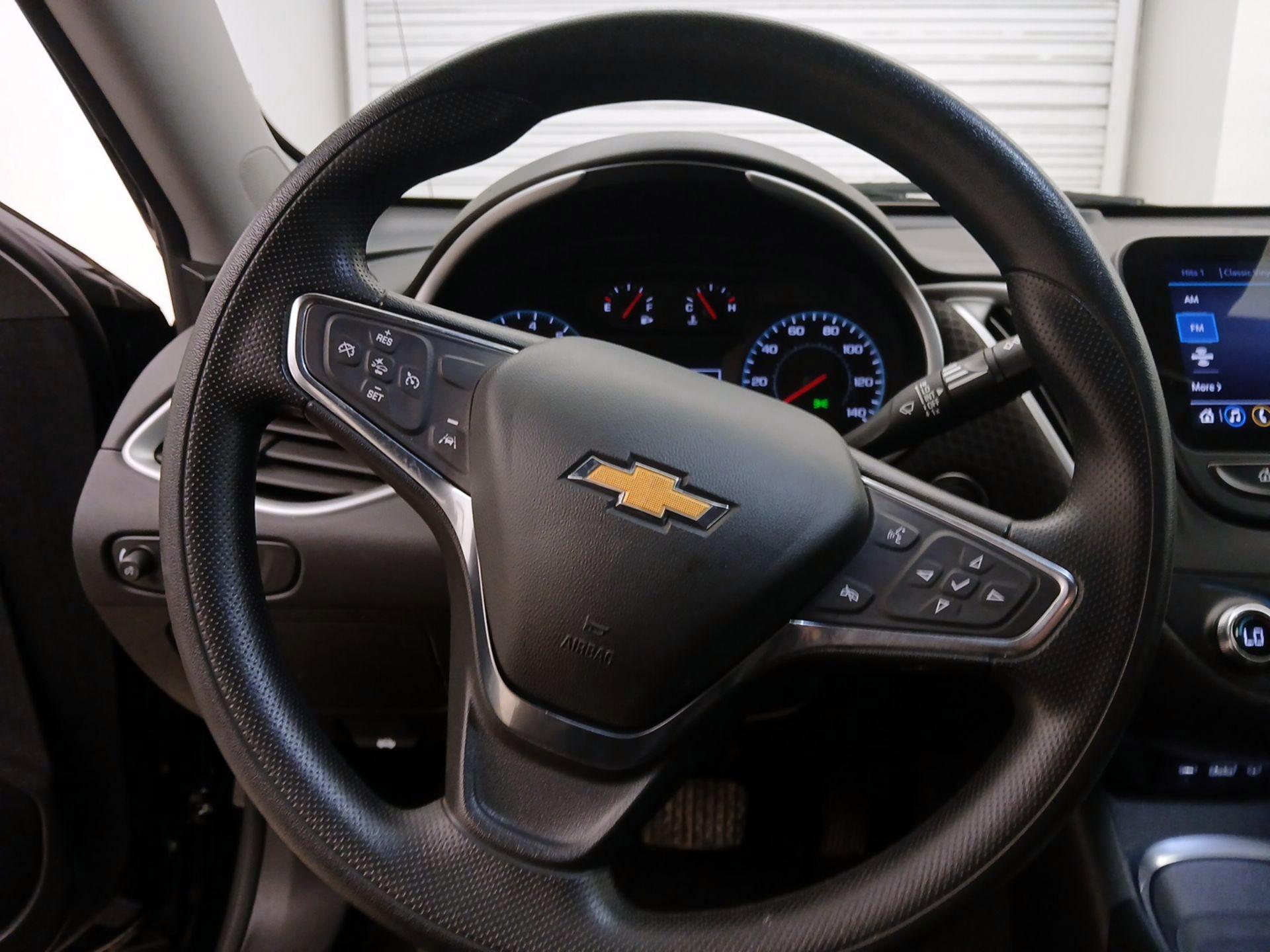 Thumbnail: 2024 Chevrolet Malibu - 10