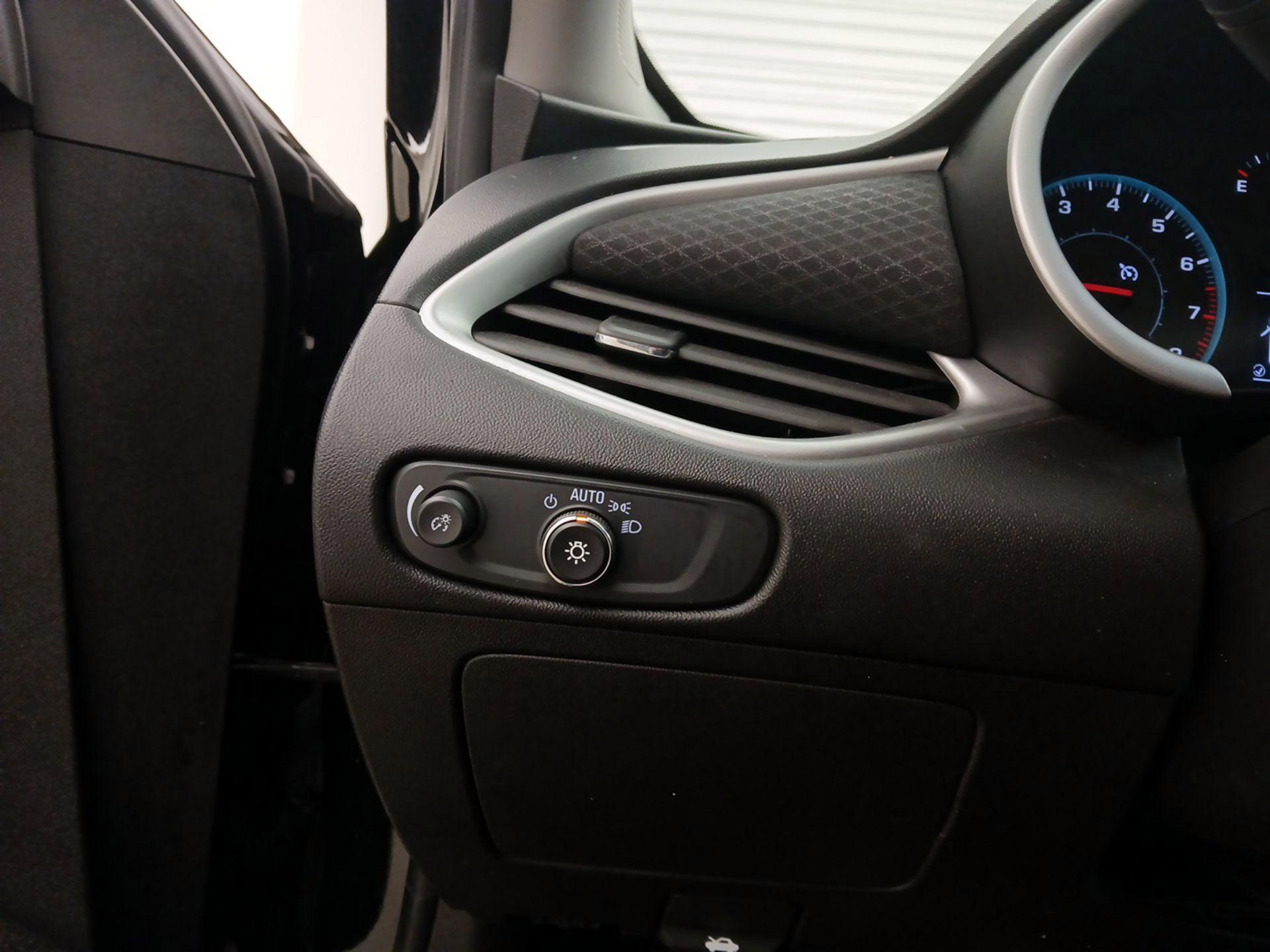 Thumbnail: 2024 Chevrolet Malibu - 13