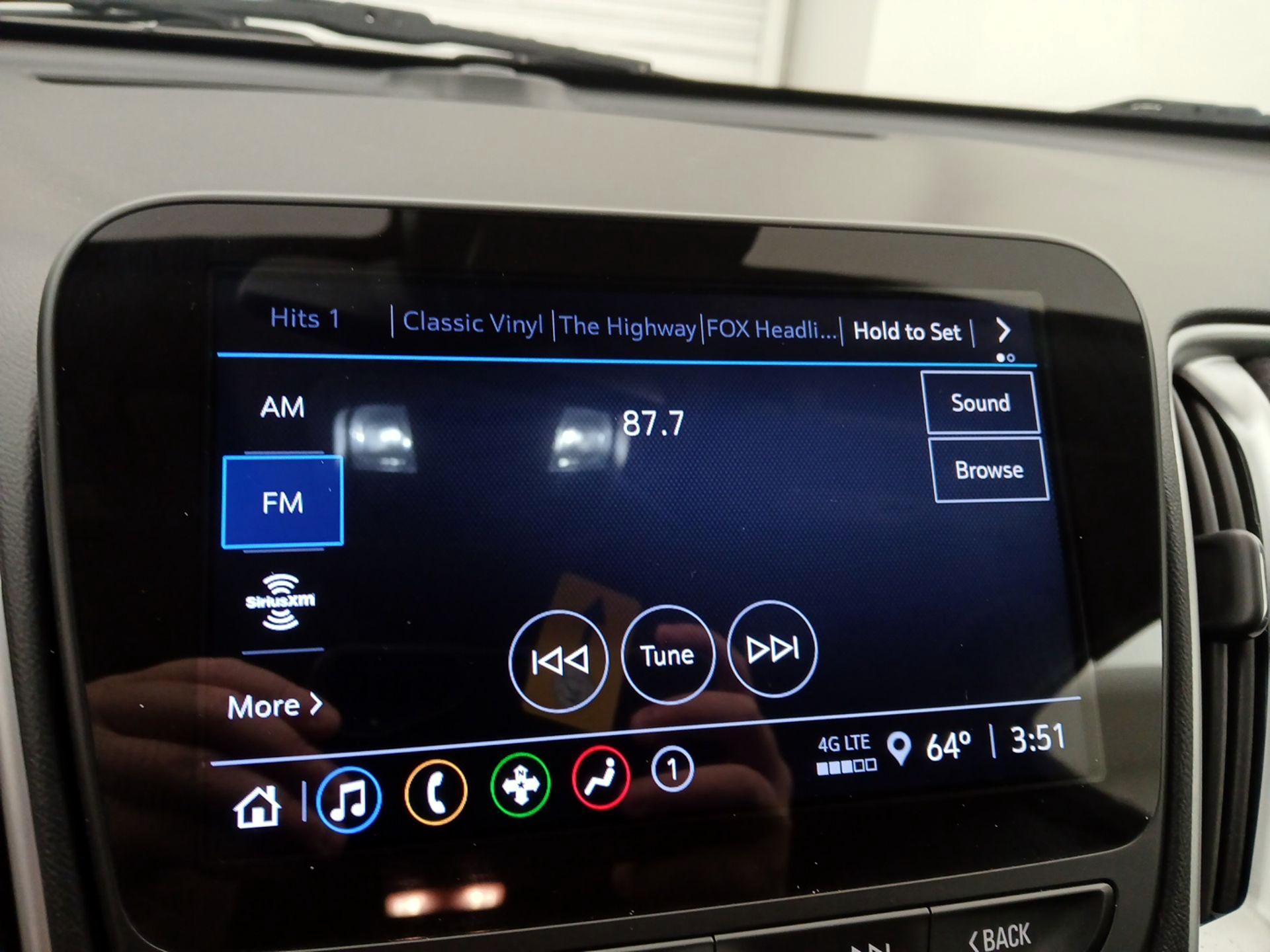 Thumbnail: 2024 Chevrolet Malibu - 14