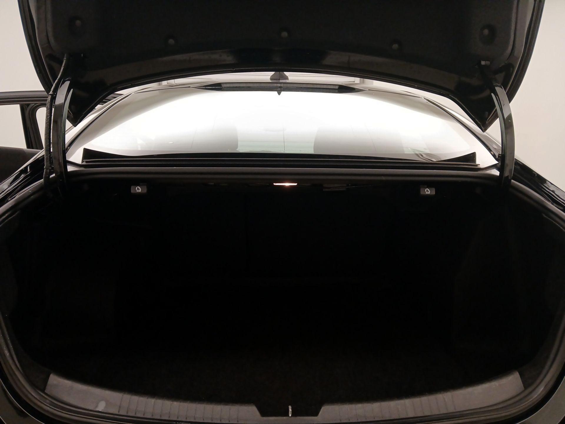 Thumbnail: 2024 Chevrolet Malibu - 19