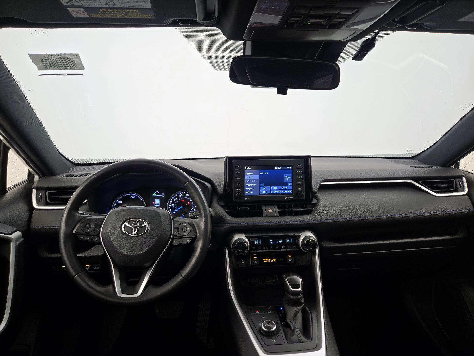 Thumbnail: 2022 Toyota RAV4 - 9