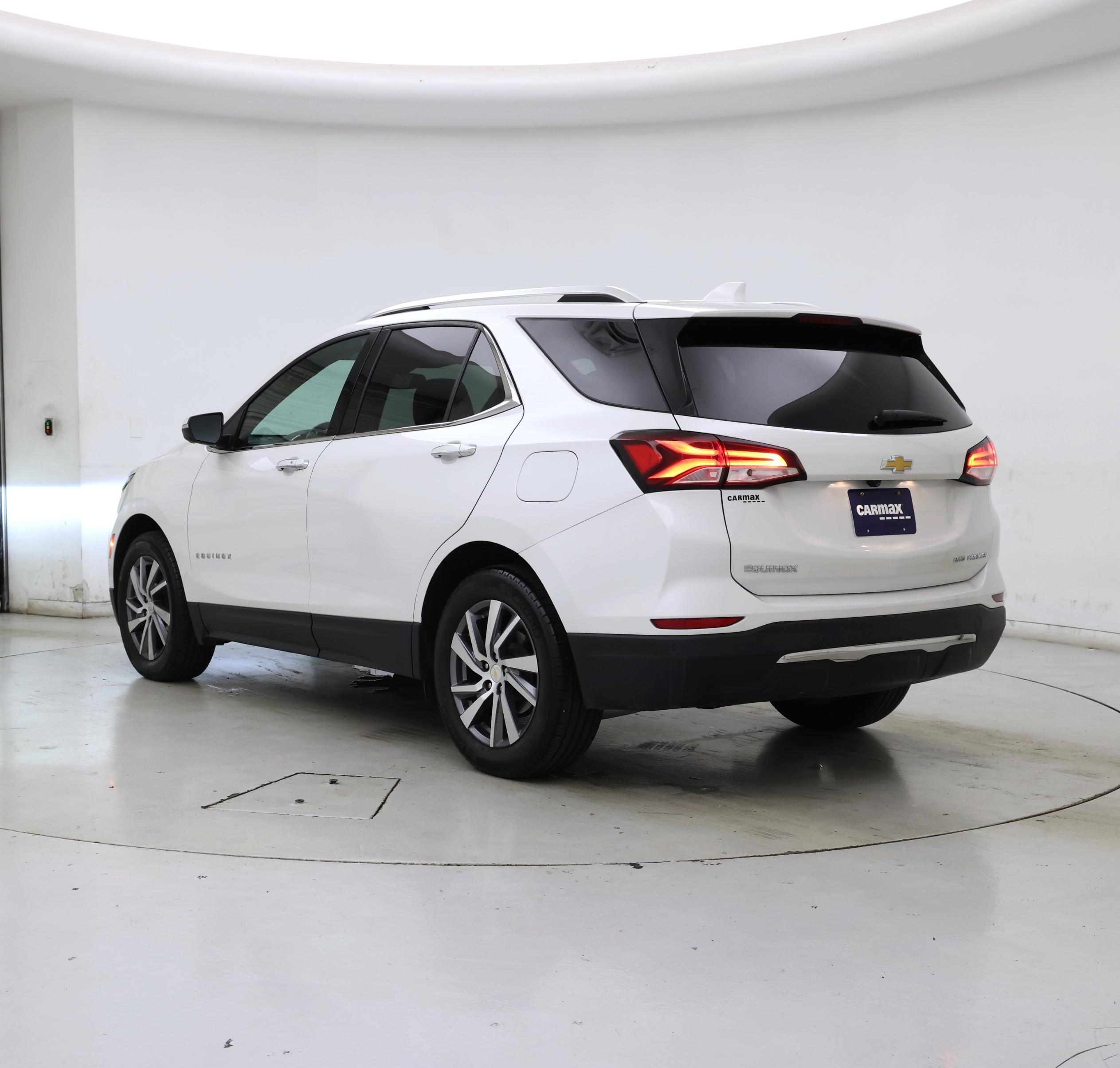 Thumbnail: 2022 Chevrolet Equinox - 2