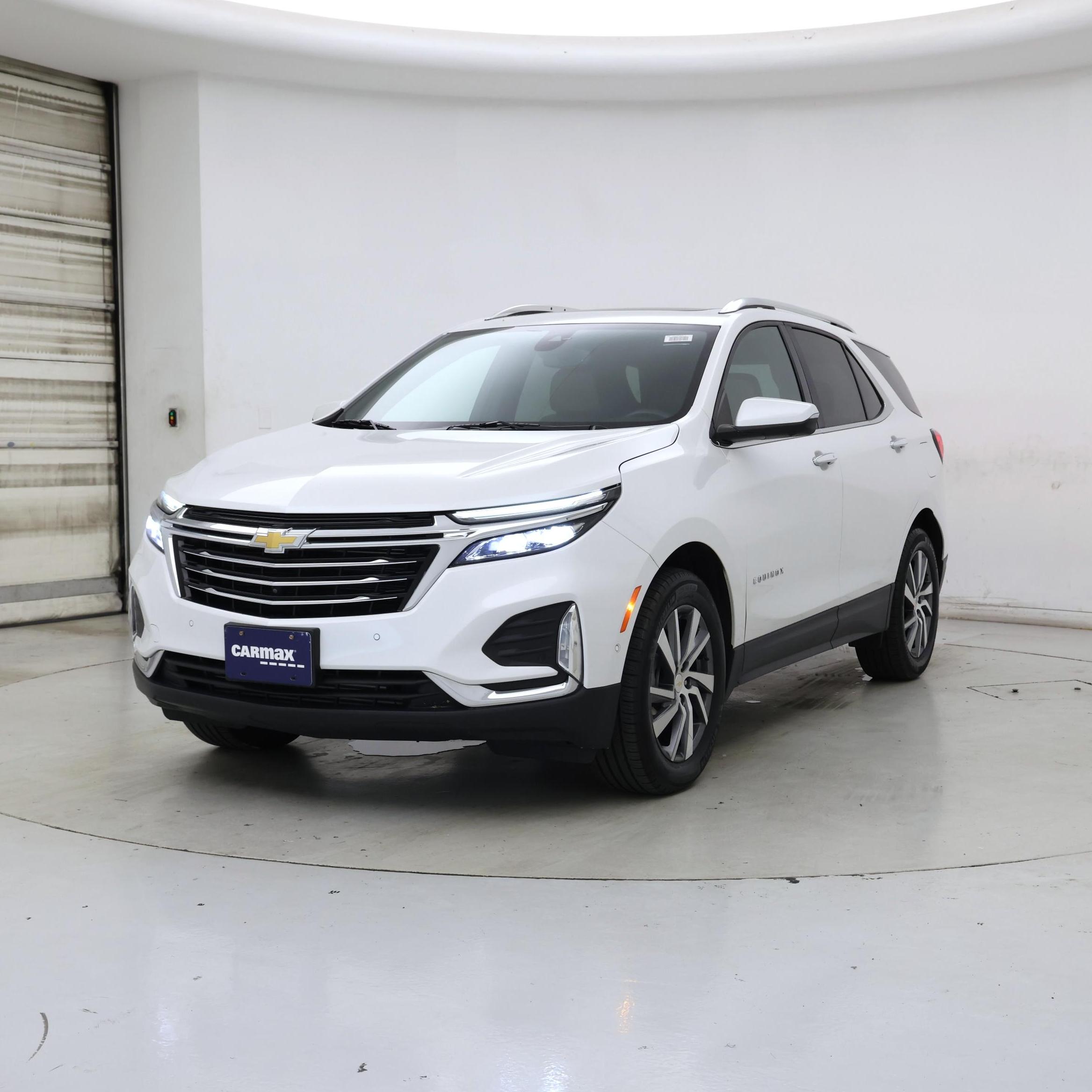 Thumbnail: 2022 Chevrolet Equinox - 4