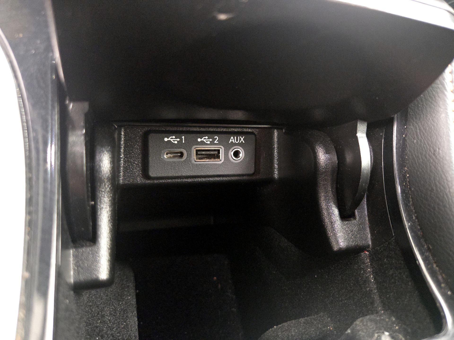 Thumbnail: 2023 Nissan Maxima - 19