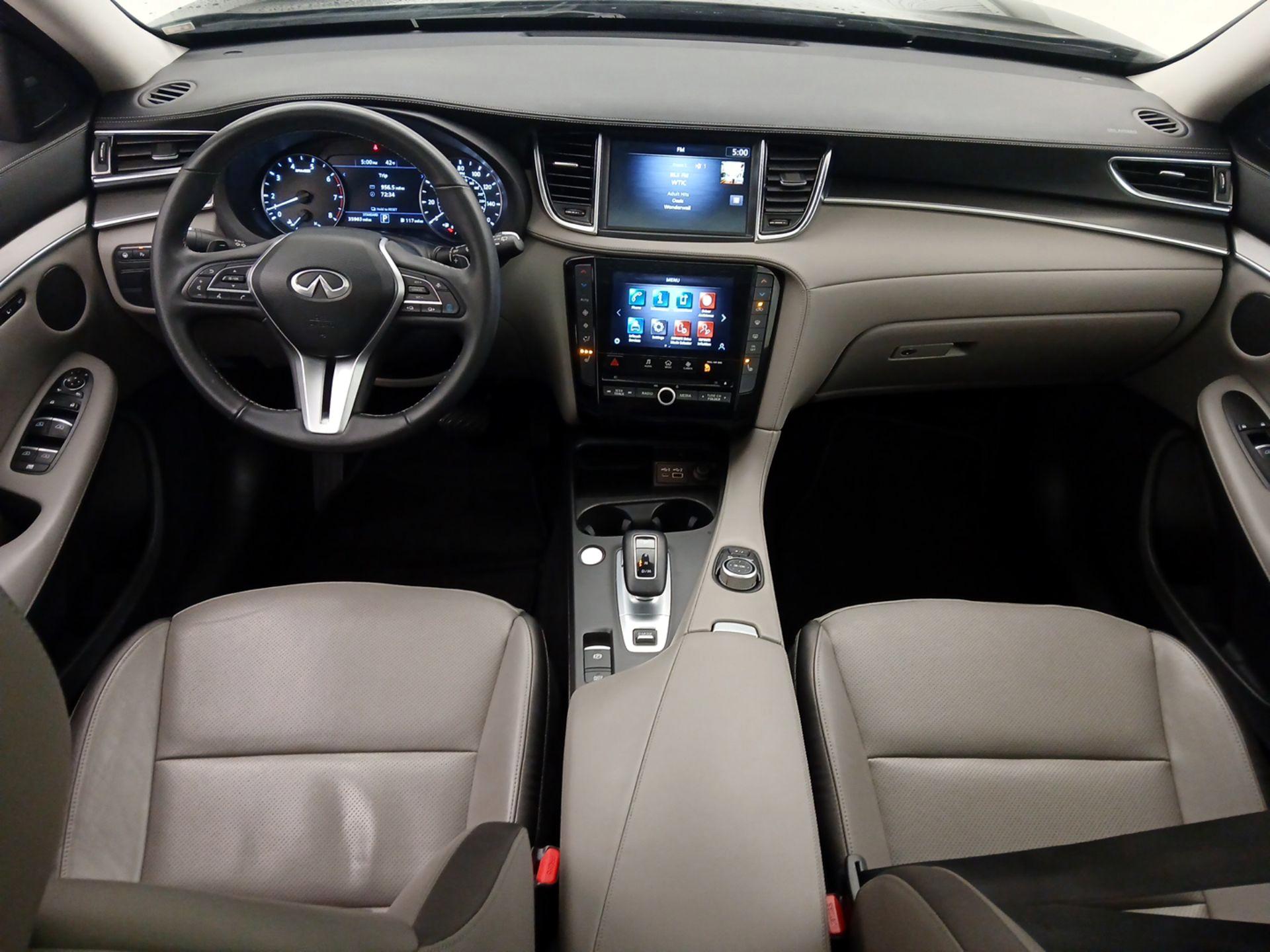 Thumbnail: 2023 INFINITI QX50 - 9