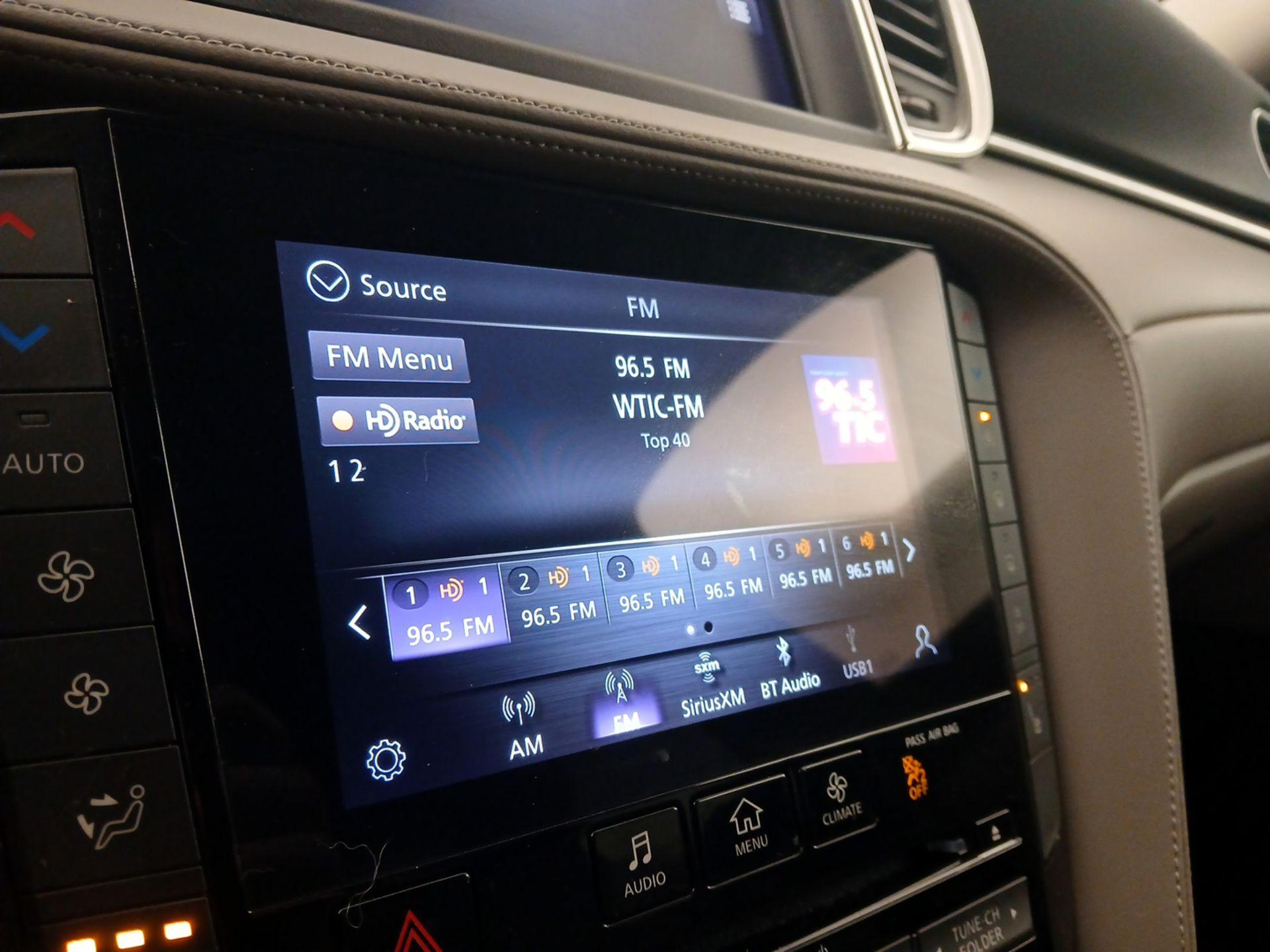 Thumbnail: 2023 INFINITI QX50 - 15