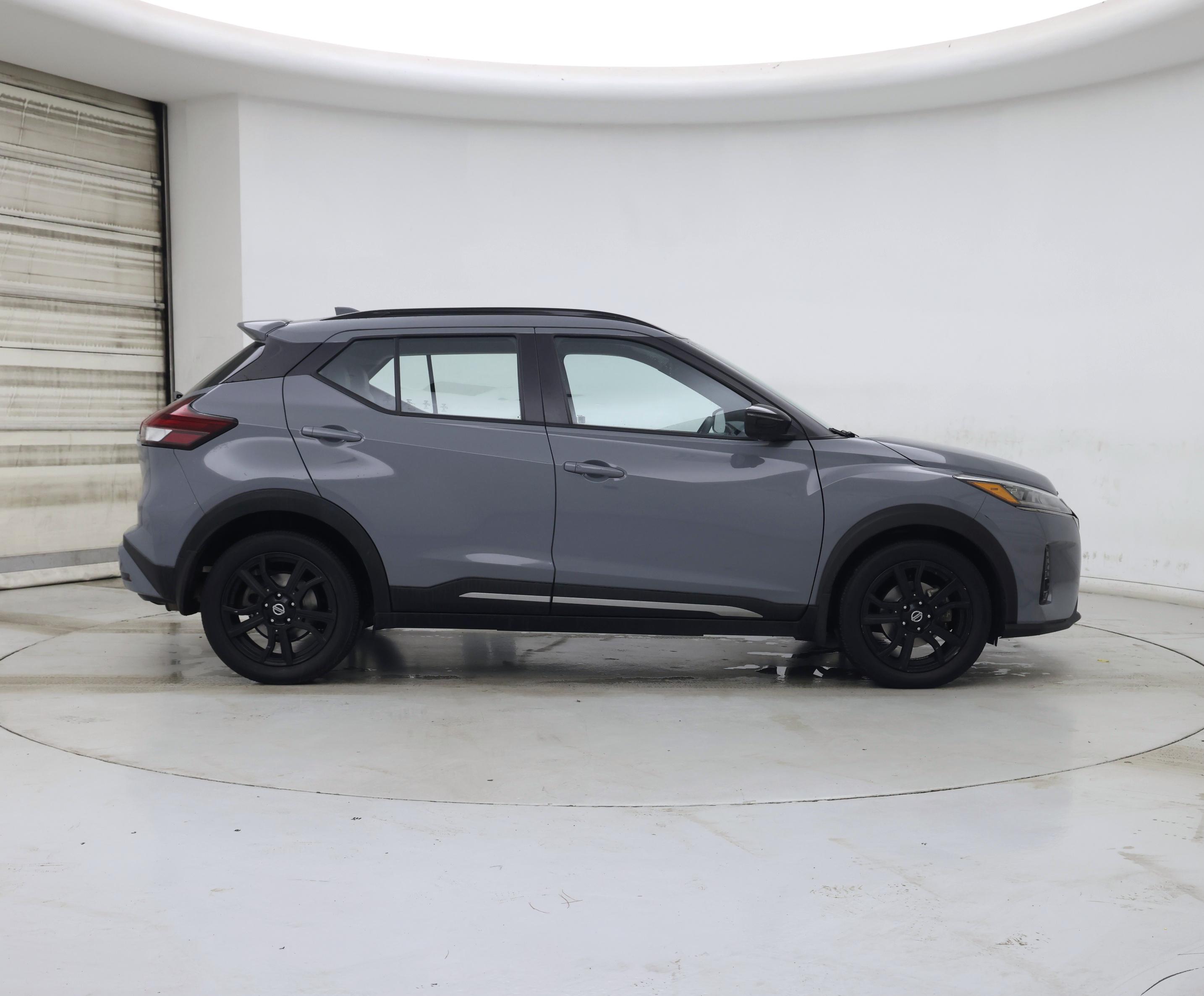 Thumbnail: 2021 Nissan Kicks - 7