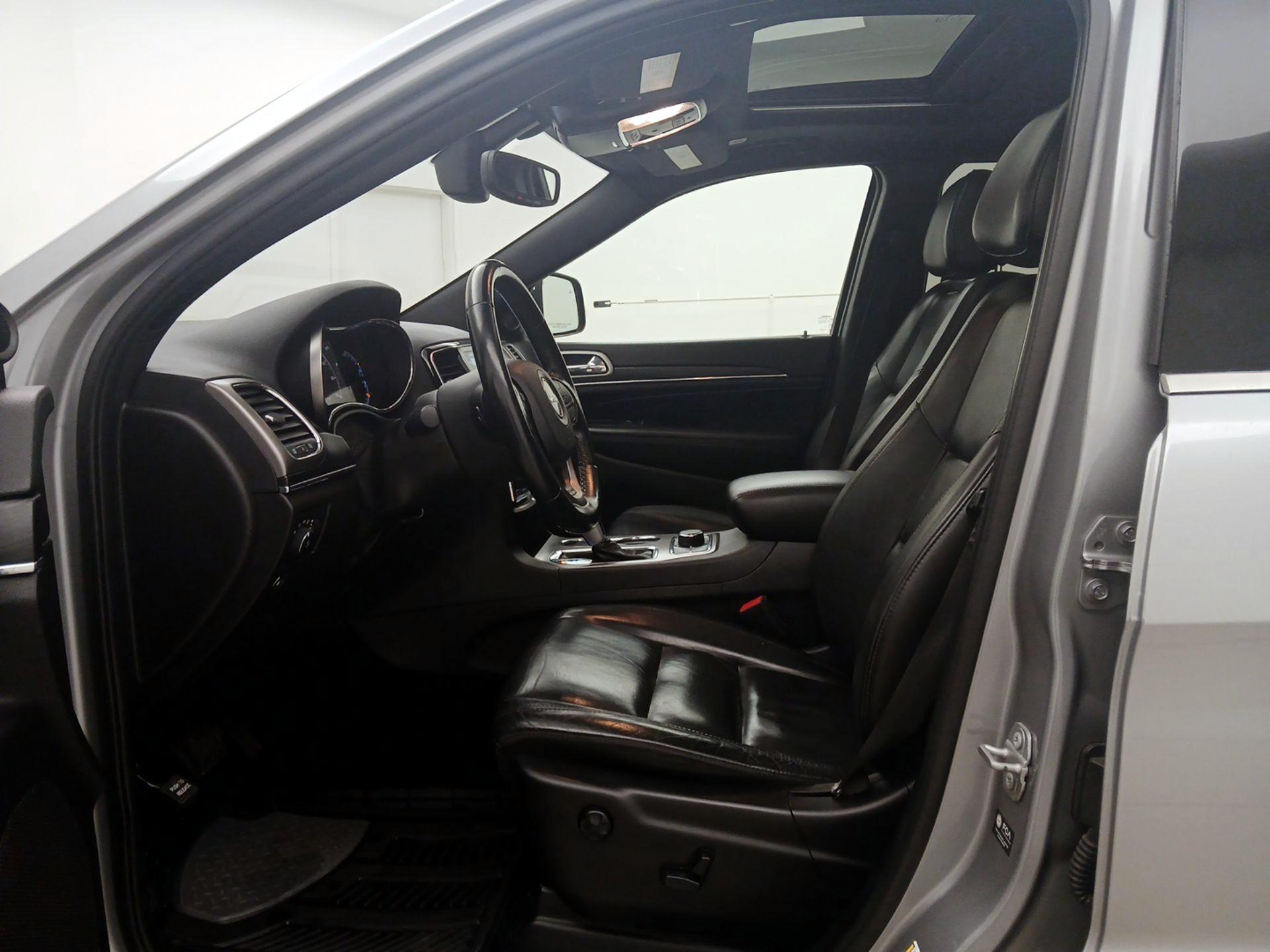 Thumbnail: 2021 Jeep Grand Cherokee - 11