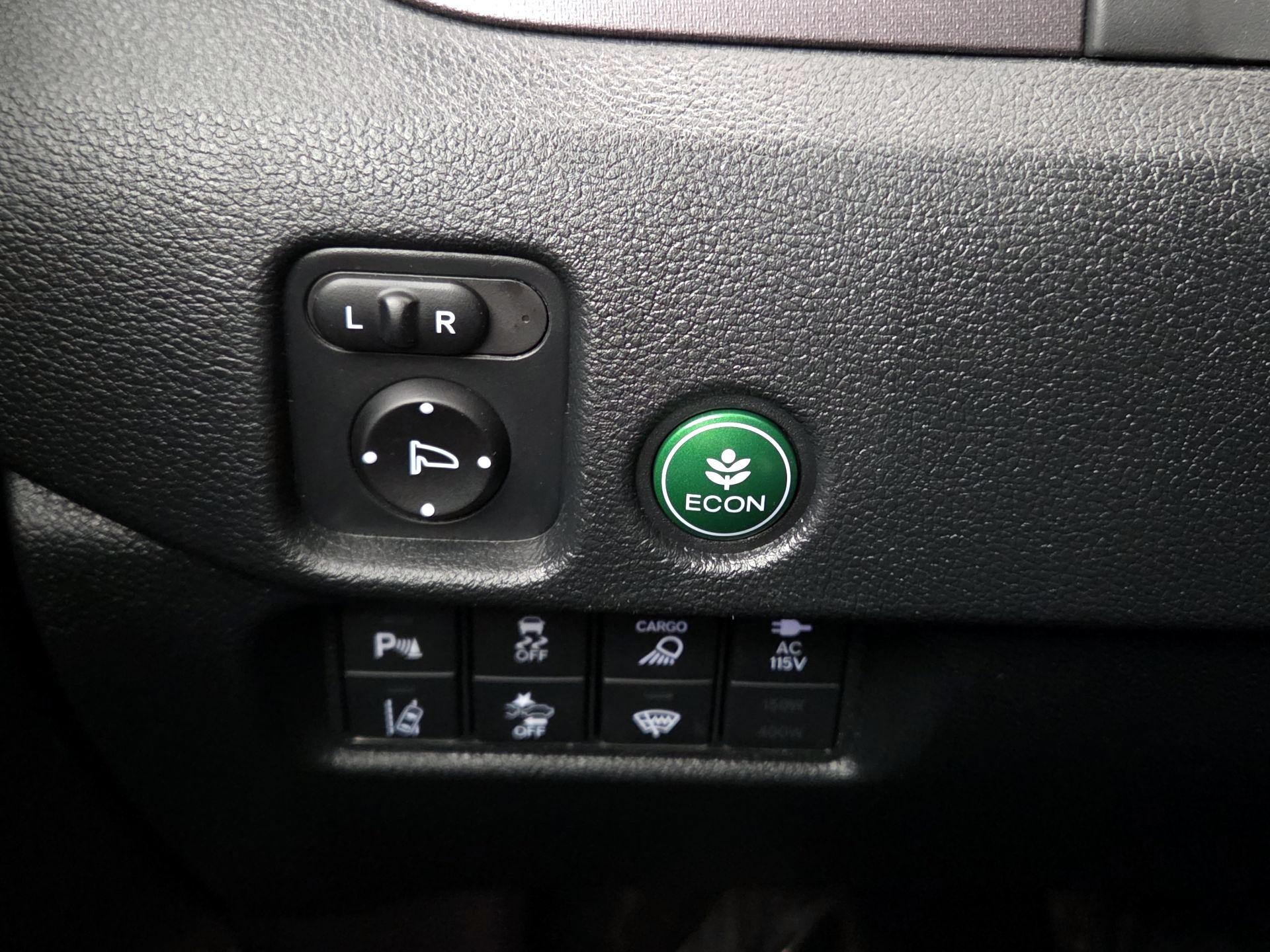 Thumbnail: 2023 Honda Ridgeline - 13