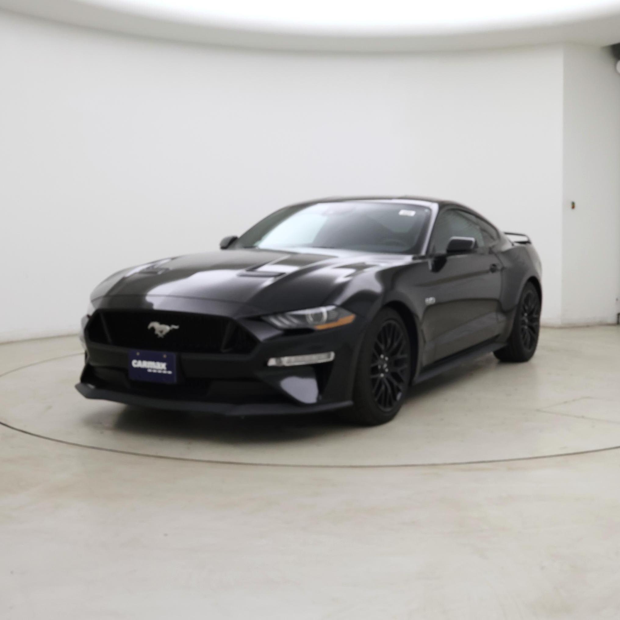 Thumbnail: 2022 Ford Mustang - 4