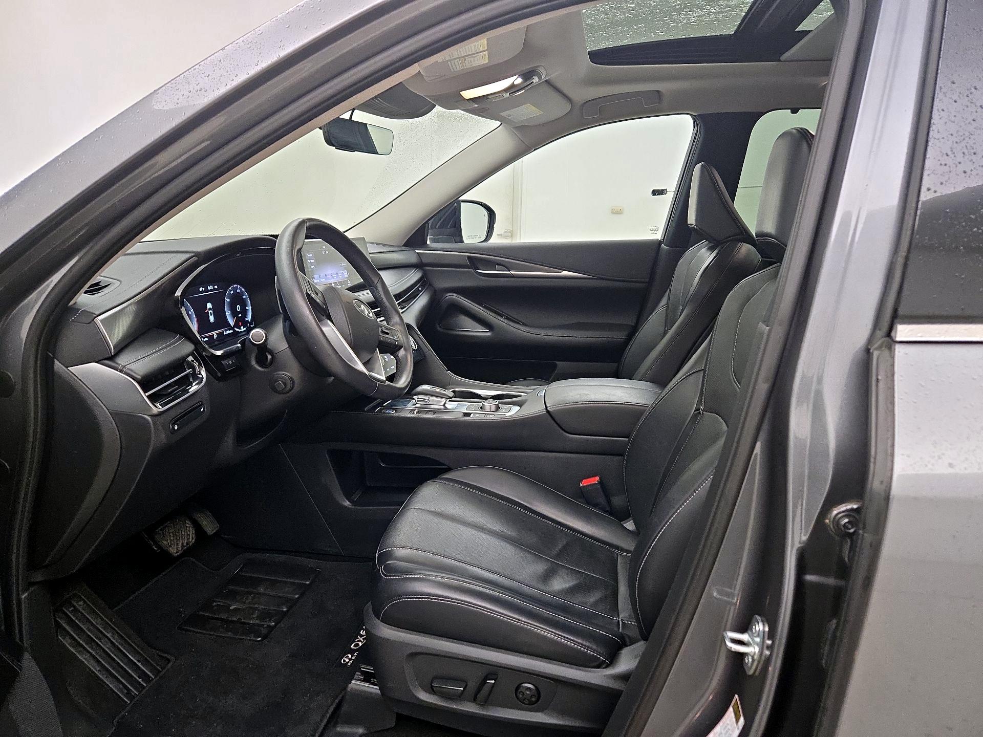 Thumbnail: 2023 INFINITI QX60 - 11