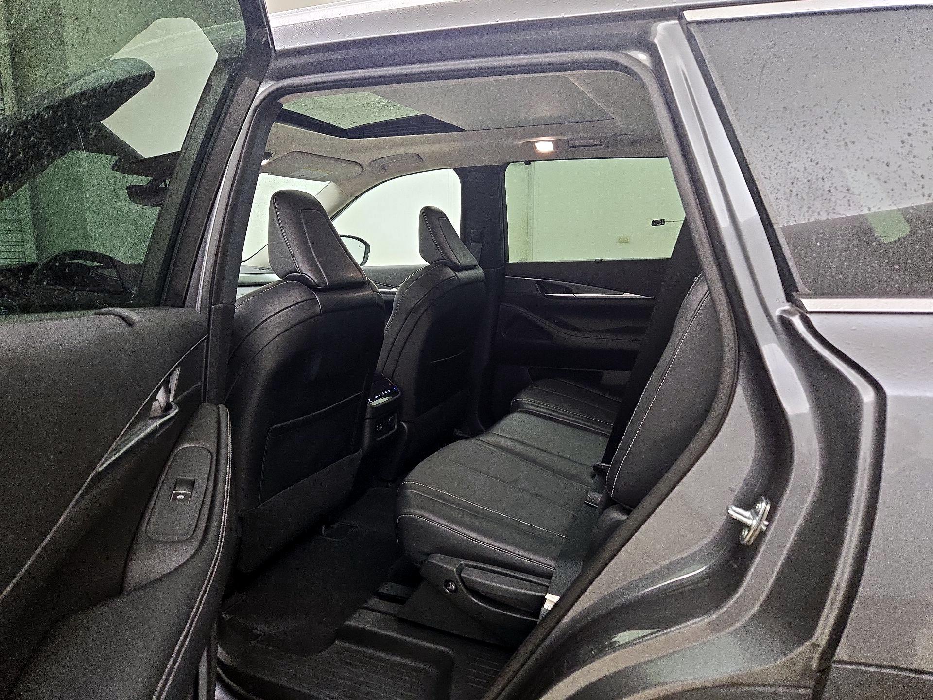 Thumbnail: 2023 INFINITI QX60 - 20