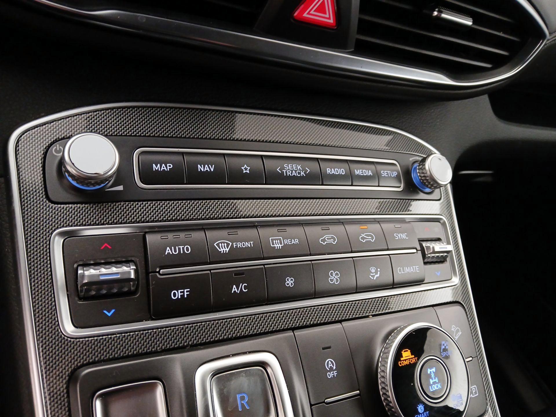 Thumbnail: 2023 Hyundai Santa Fe - 17