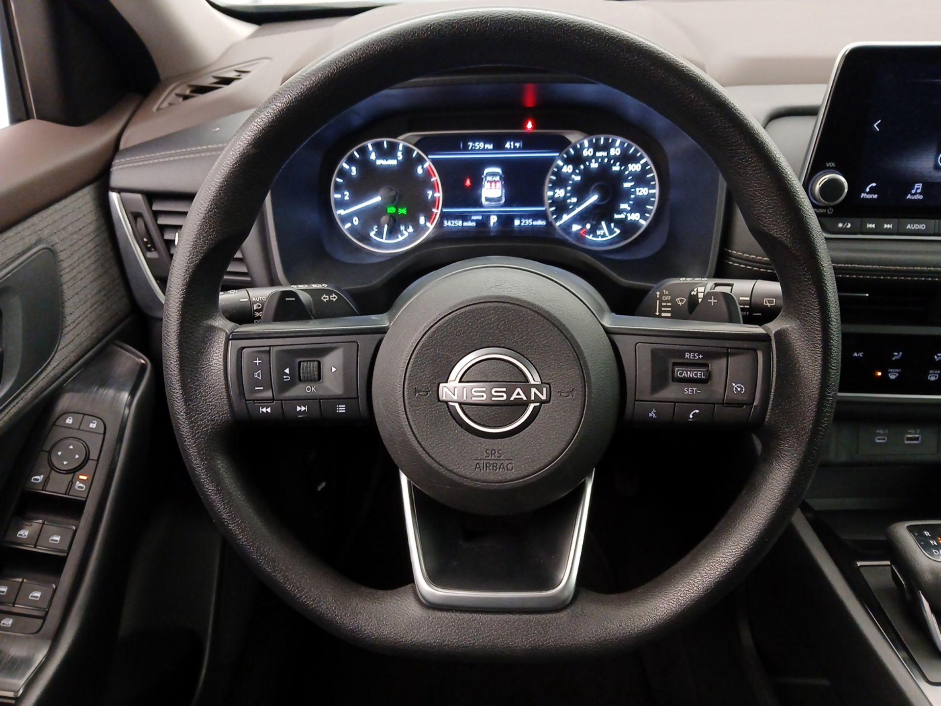 Thumbnail: 2023 Nissan Rogue - 10