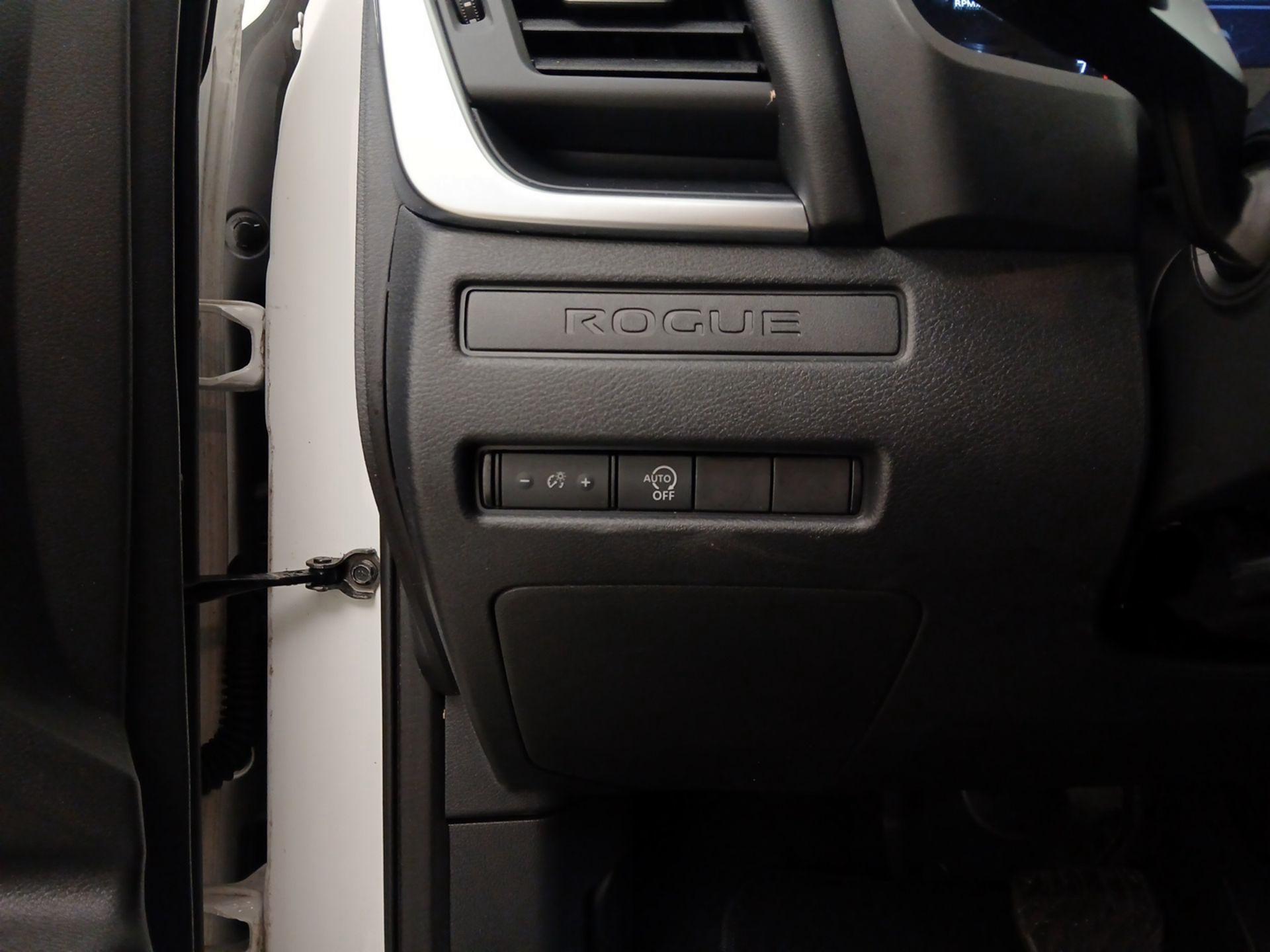 Thumbnail: 2023 Nissan Rogue - 13