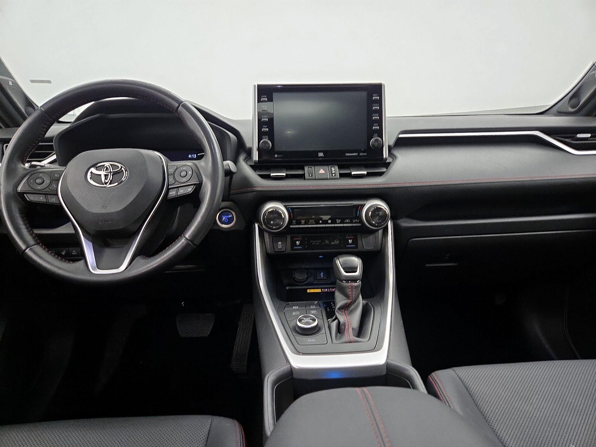 Thumbnail: 2022 Toyota RAV4 - 9