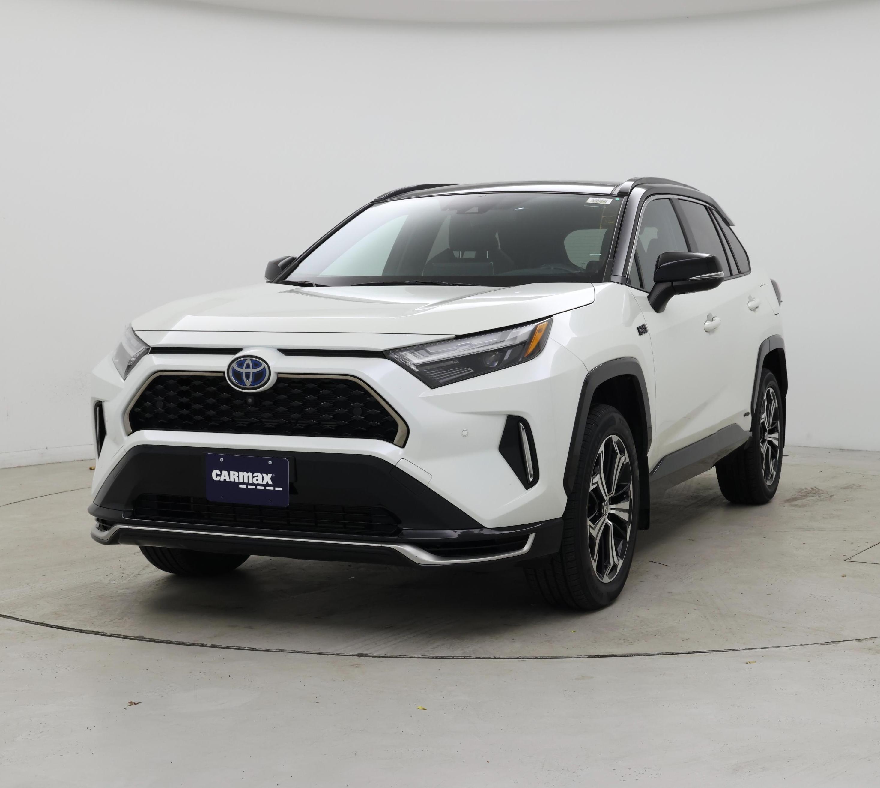 Thumbnail: 2022 Toyota RAV4 - 4
