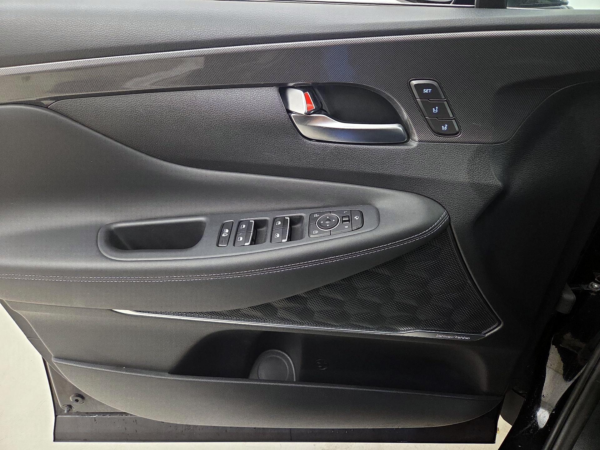 Thumbnail: 2022 Hyundai Santa Fe - 12