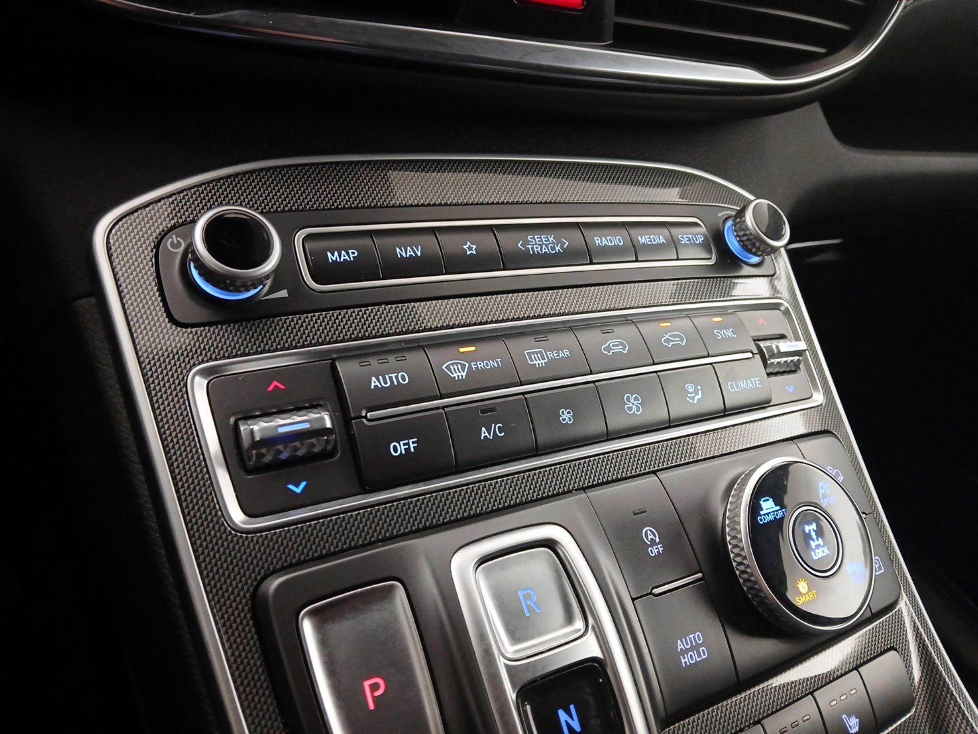 Thumbnail: 2023 Hyundai Santa Fe - 17