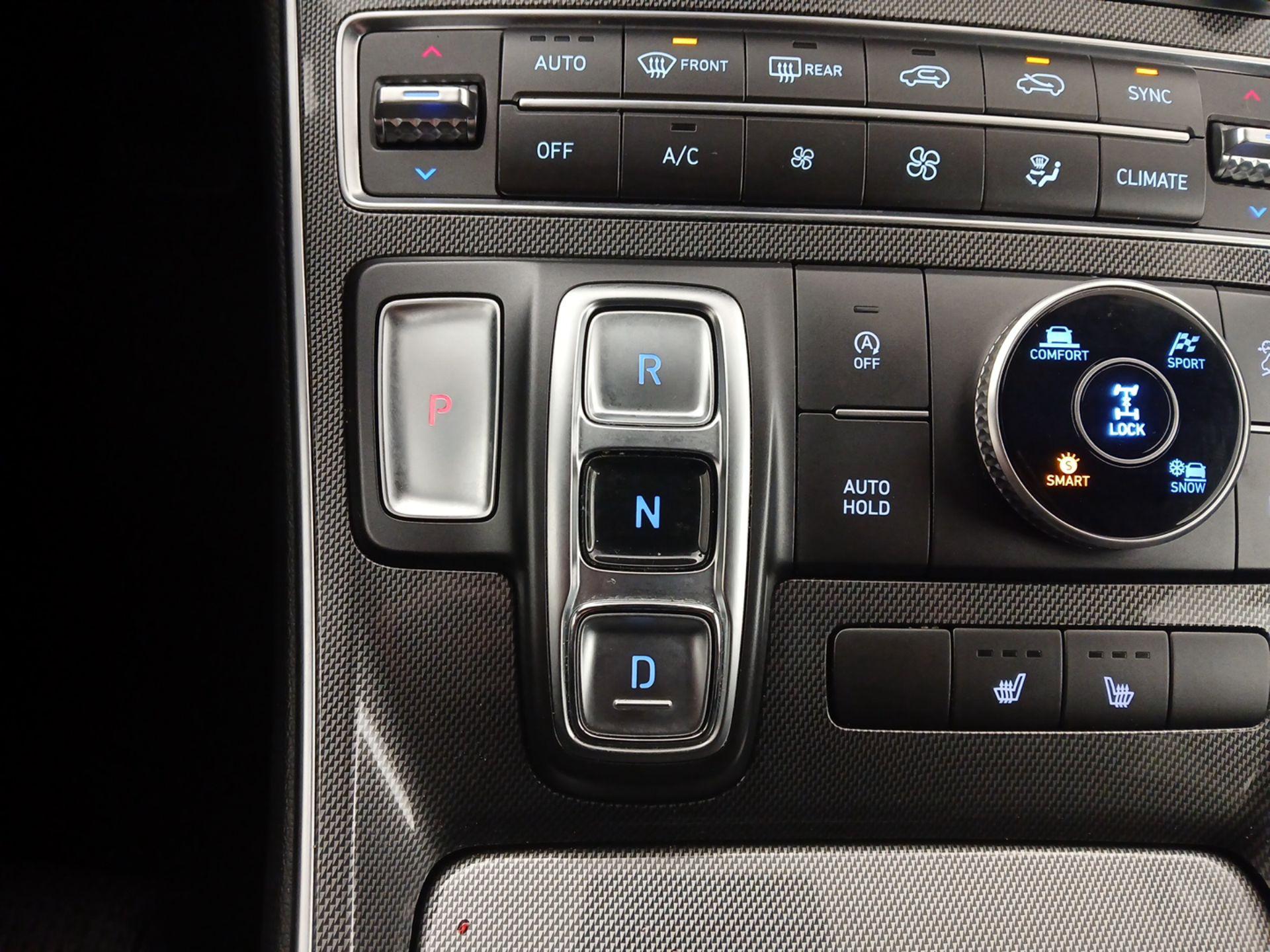 Thumbnail: 2023 Hyundai Santa Fe - 18