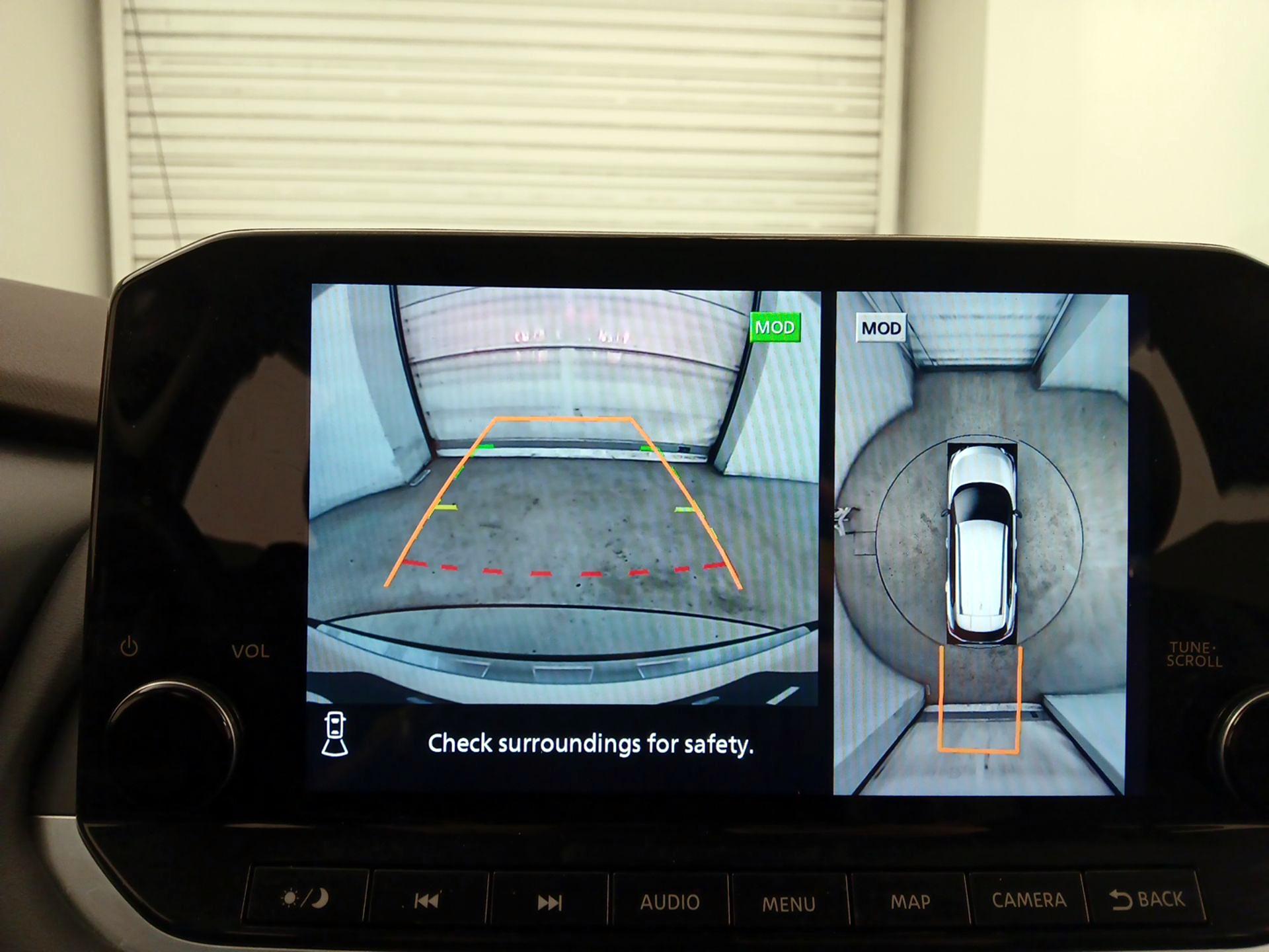 Thumbnail: 2023 Nissan Rogue - 14