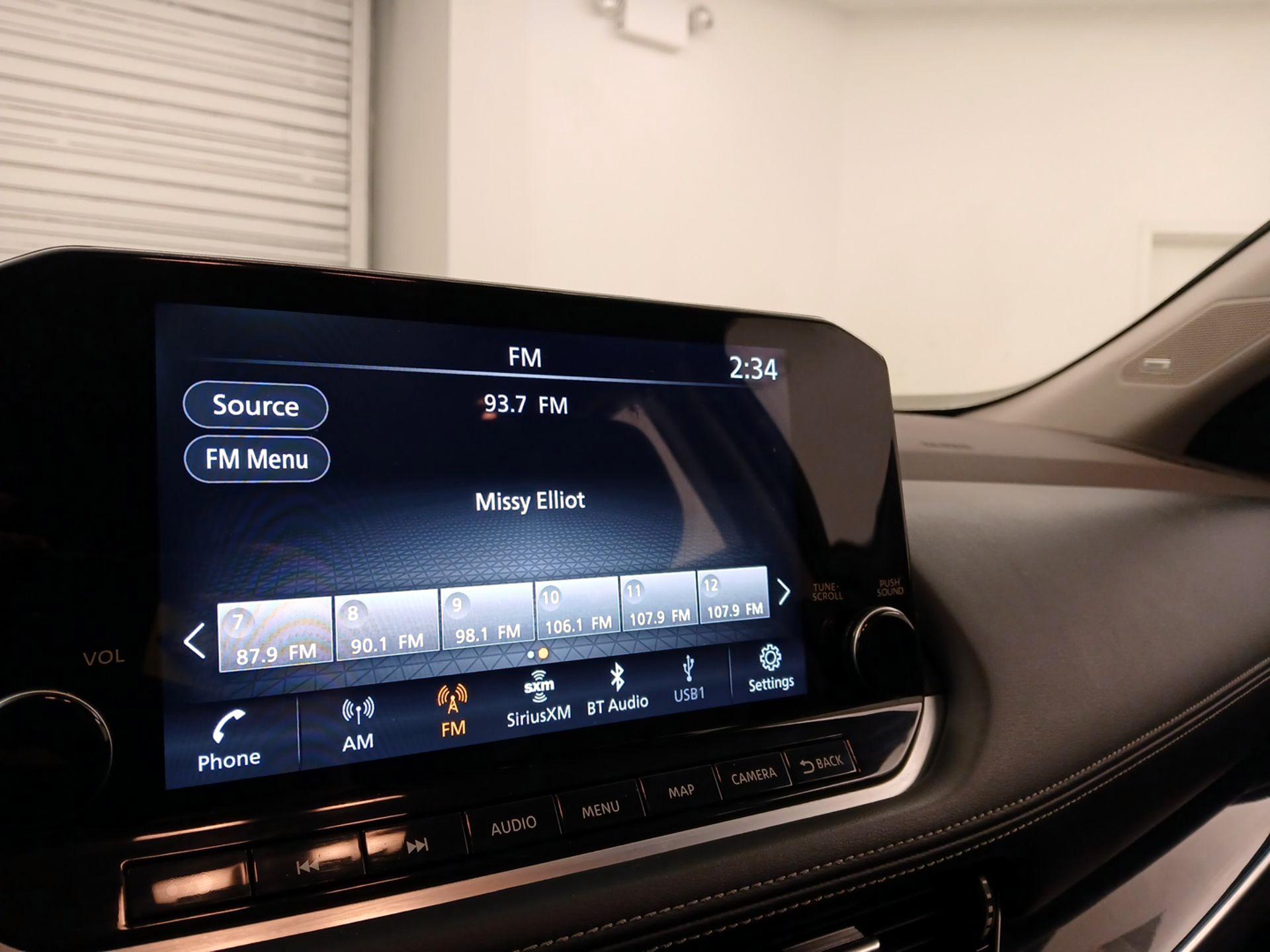 Thumbnail: 2023 Nissan Rogue - 15