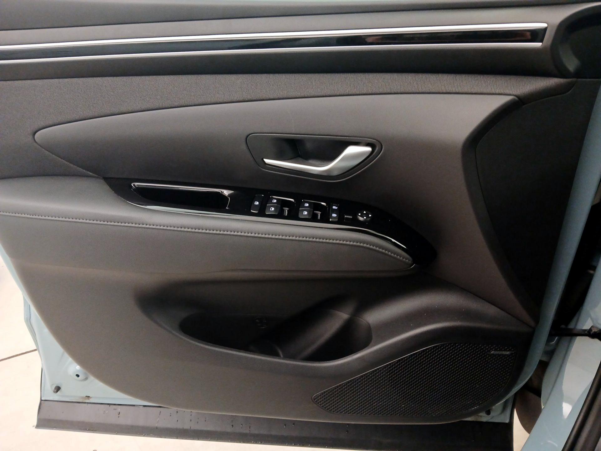 Thumbnail: 2024 Hyundai Santa Cruz - 12