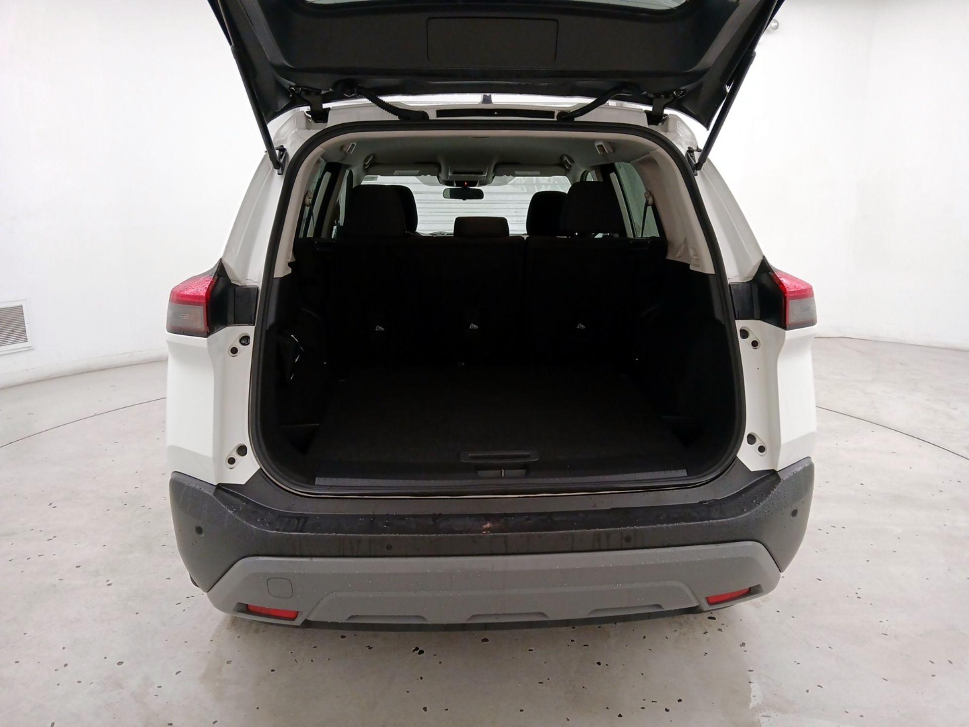 Thumbnail: 2023 Nissan Rogue - 18