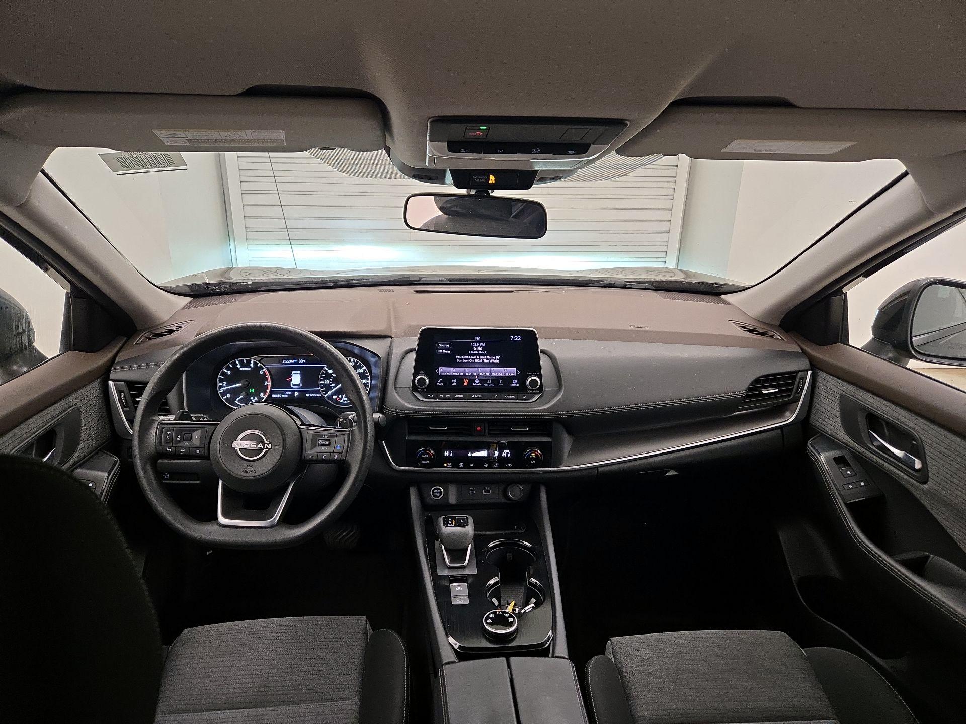 Thumbnail: 2023 Nissan Rogue - 9