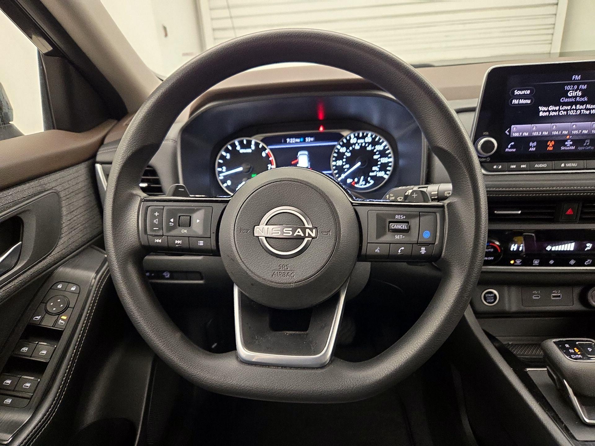 Thumbnail: 2023 Nissan Rogue - 10